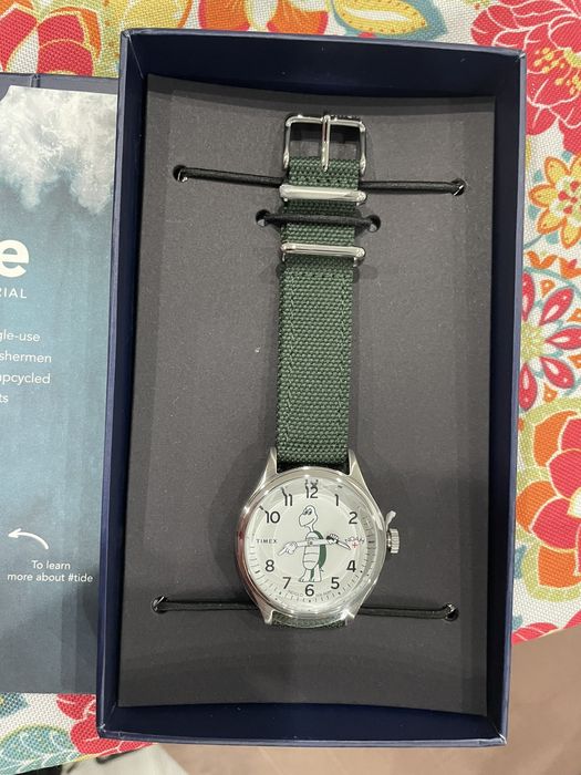 Noah x outlet timex watch