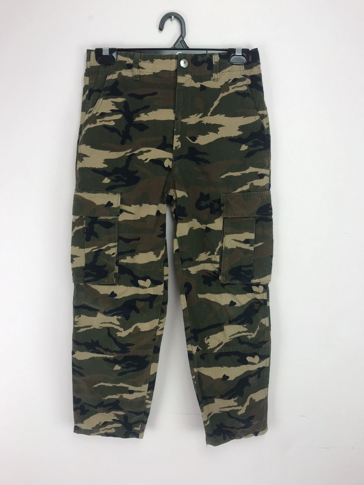 Hysteric Glamour Rare 🔥🔥 Hysteric Glamour Camo 6 Pocket Cargo | Grailed