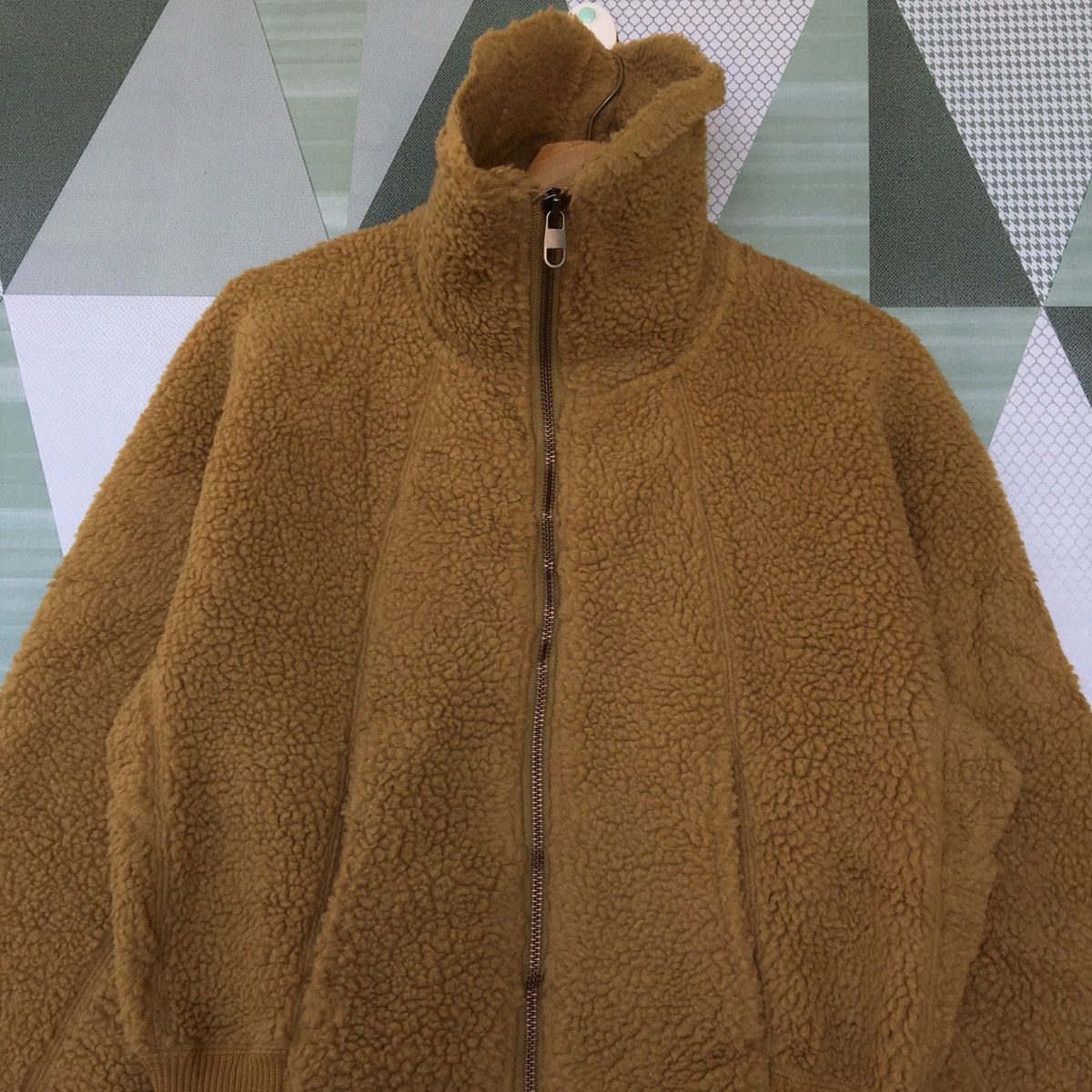 Uniqlo UUU Fleece Sweater / Uniqlo UUU Sweater Pullover
