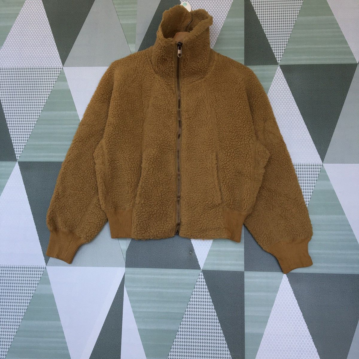 Uniqlo UUU Fleece Sweater / Uniqlo UUU Sweater Pullover