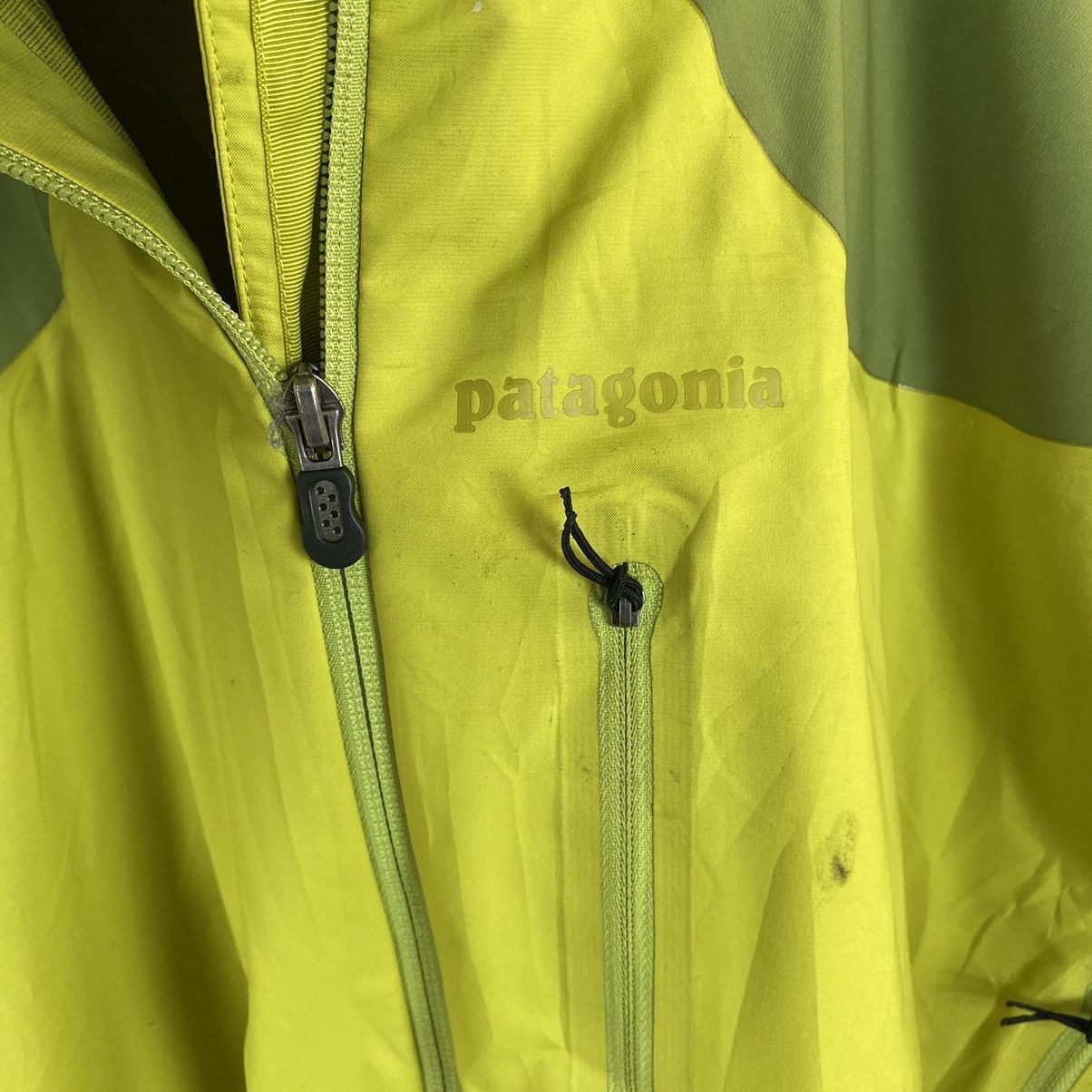 Patagonia PATAGONIA LIGHT ZIPPER HOODIE JACKET NICE DESIGN Size US XL / EU 56 / 4 - 9 Thumbnail