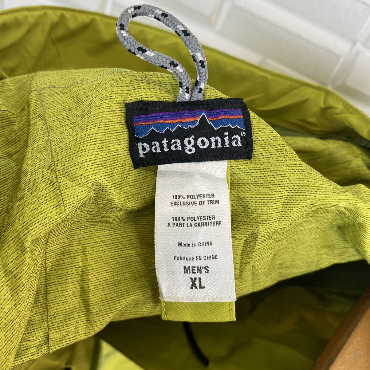 Patagonia PATAGONIA LIGHT ZIPPER HOODIE JACKET NICE DESIGN Size US XL / EU 56 / 4 - 13 Thumbnail