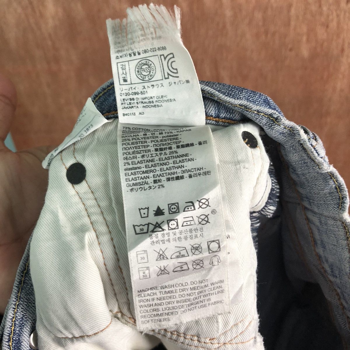 Levi's Levis streetwear distressed Blue Denim #6358 Size US 31 - 13 Thumbnail