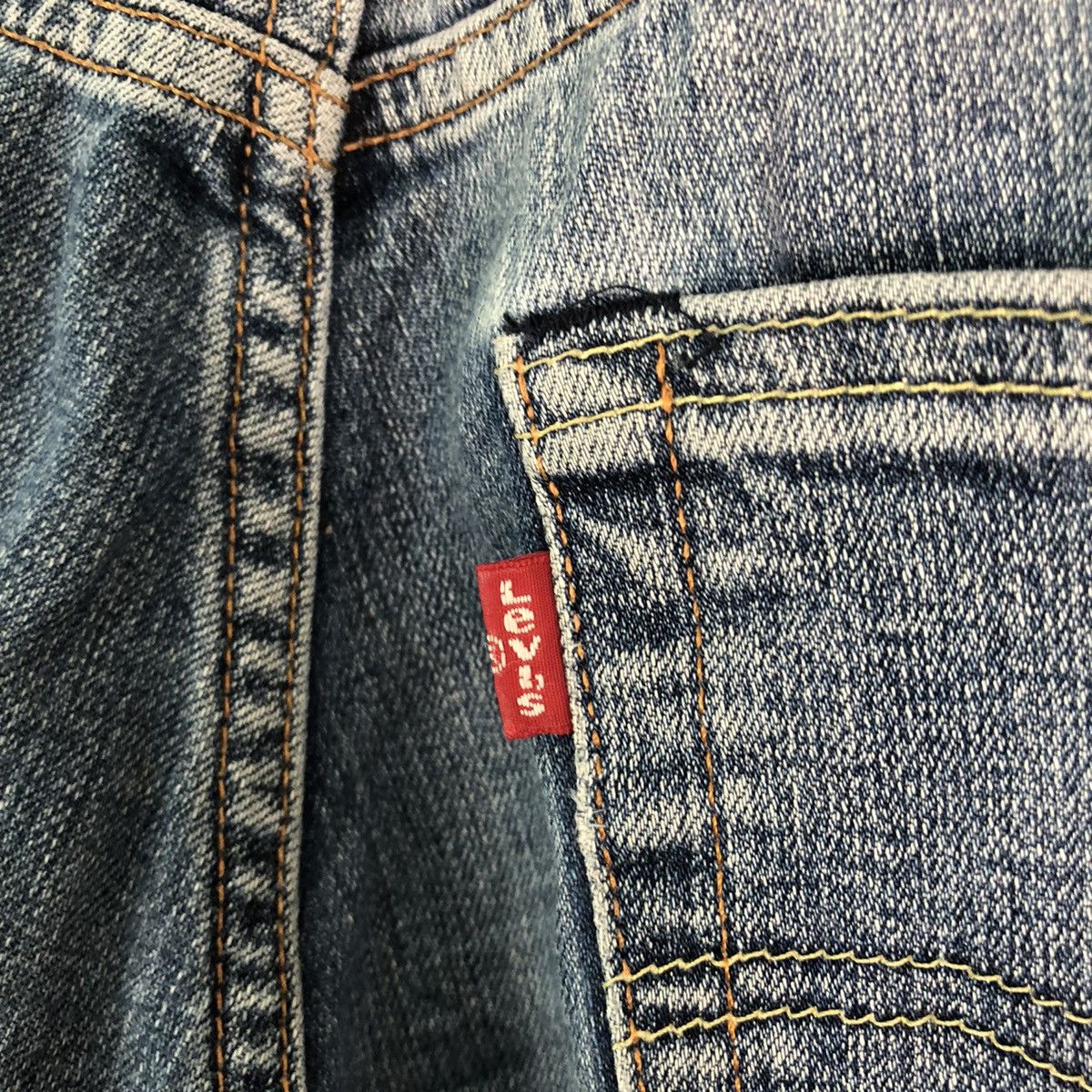 Levi's Levis streetwear distressed Blue Denim #6358 Size US 31 - 12 Thumbnail