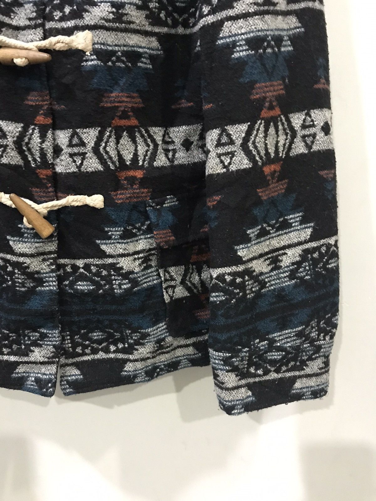 Japanese Brand WOMEN! Navajo Aztec Japan Wool Duffle Hoodie Coat Size US S / EU 44-46 / 1 - 6 Thumbnail