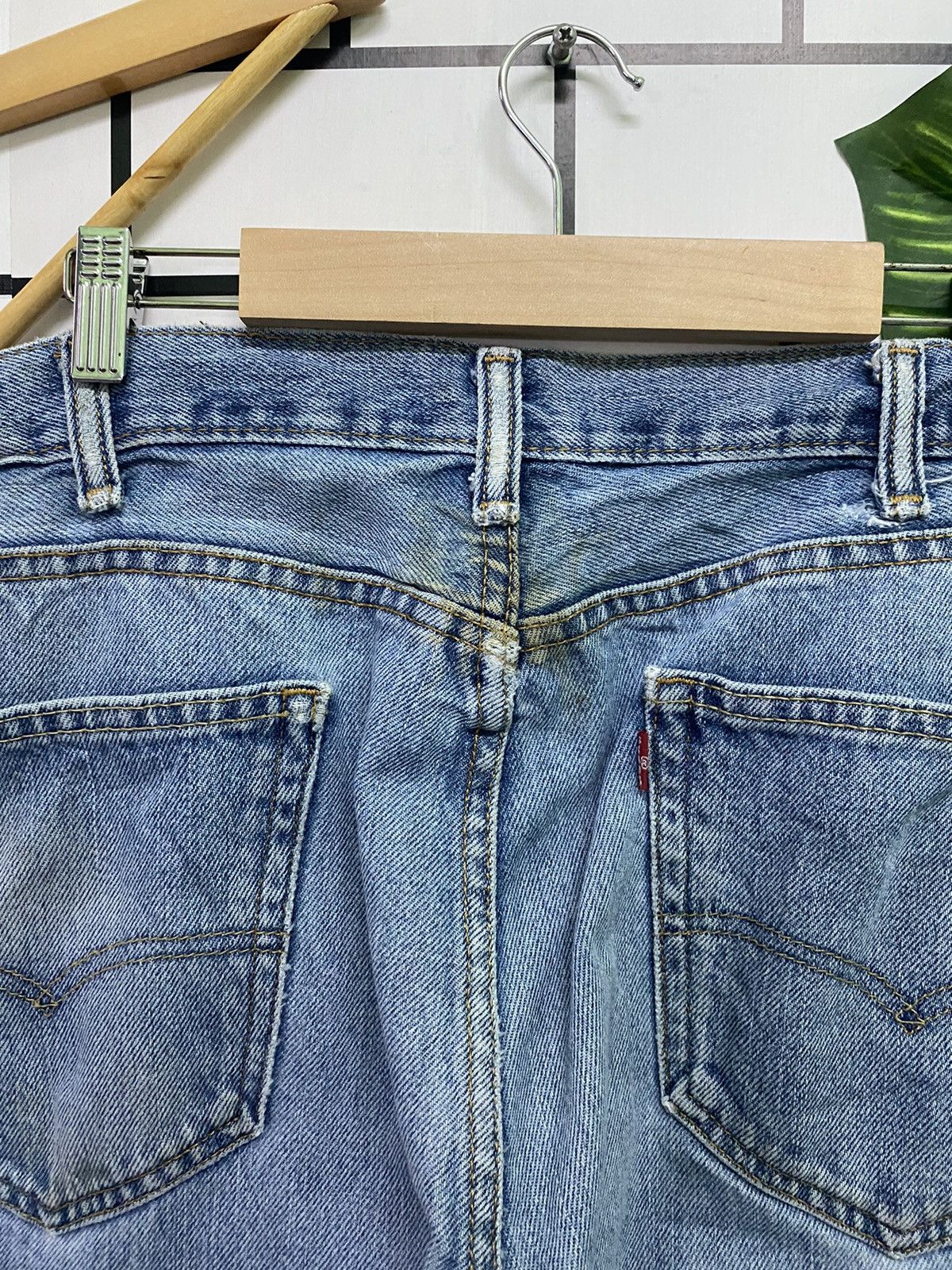Levi's × Vintage Vintage LEVIS Distressed Denim-L55 Size US 40 / EU 56 - 14 Thumbnail