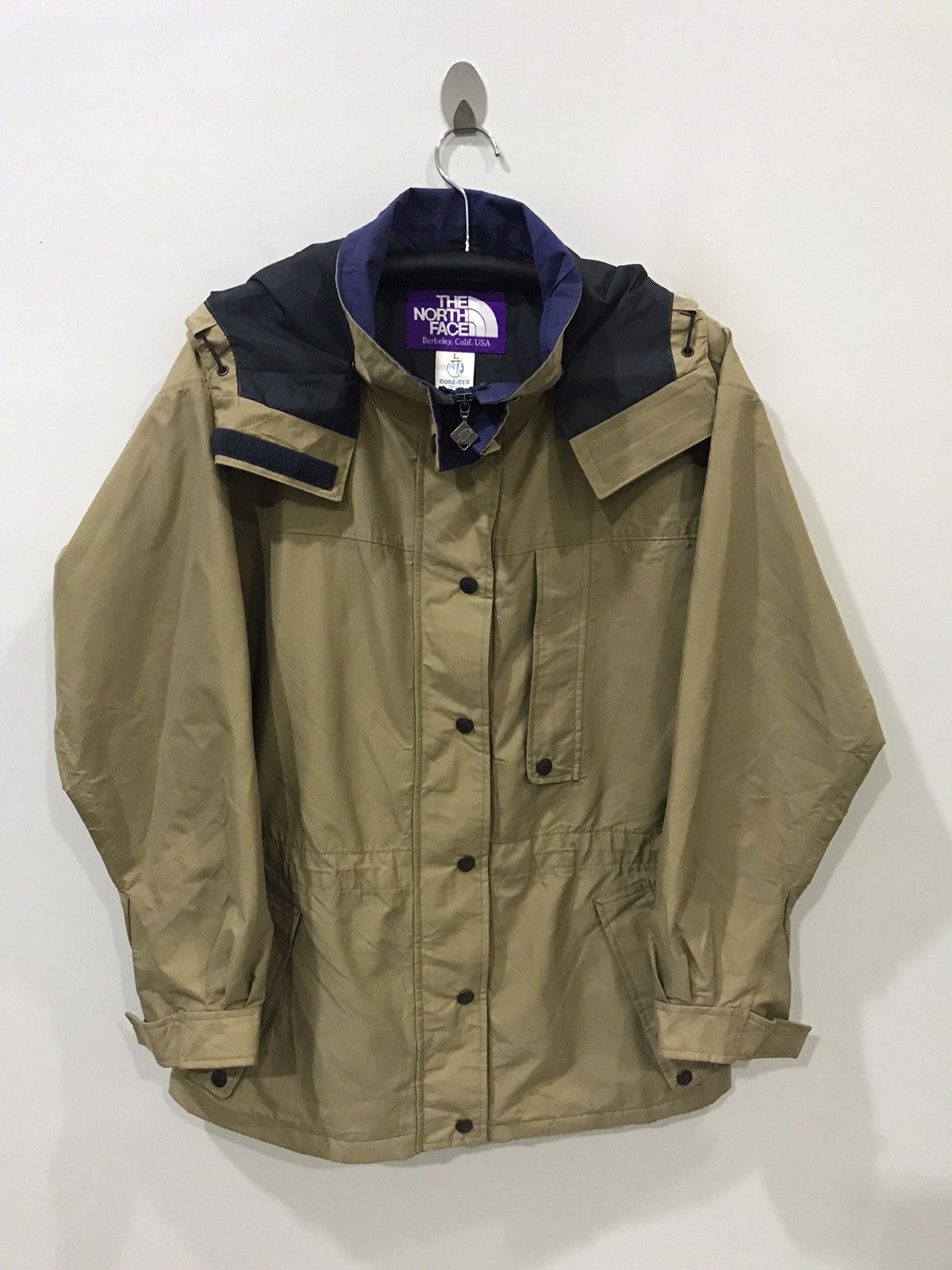 Goretex THE NORTH FACE GORETEX Purple Tag Light Hoodie Jacket Size US L / EU 52-54 / 3 - 1 Thumbnail