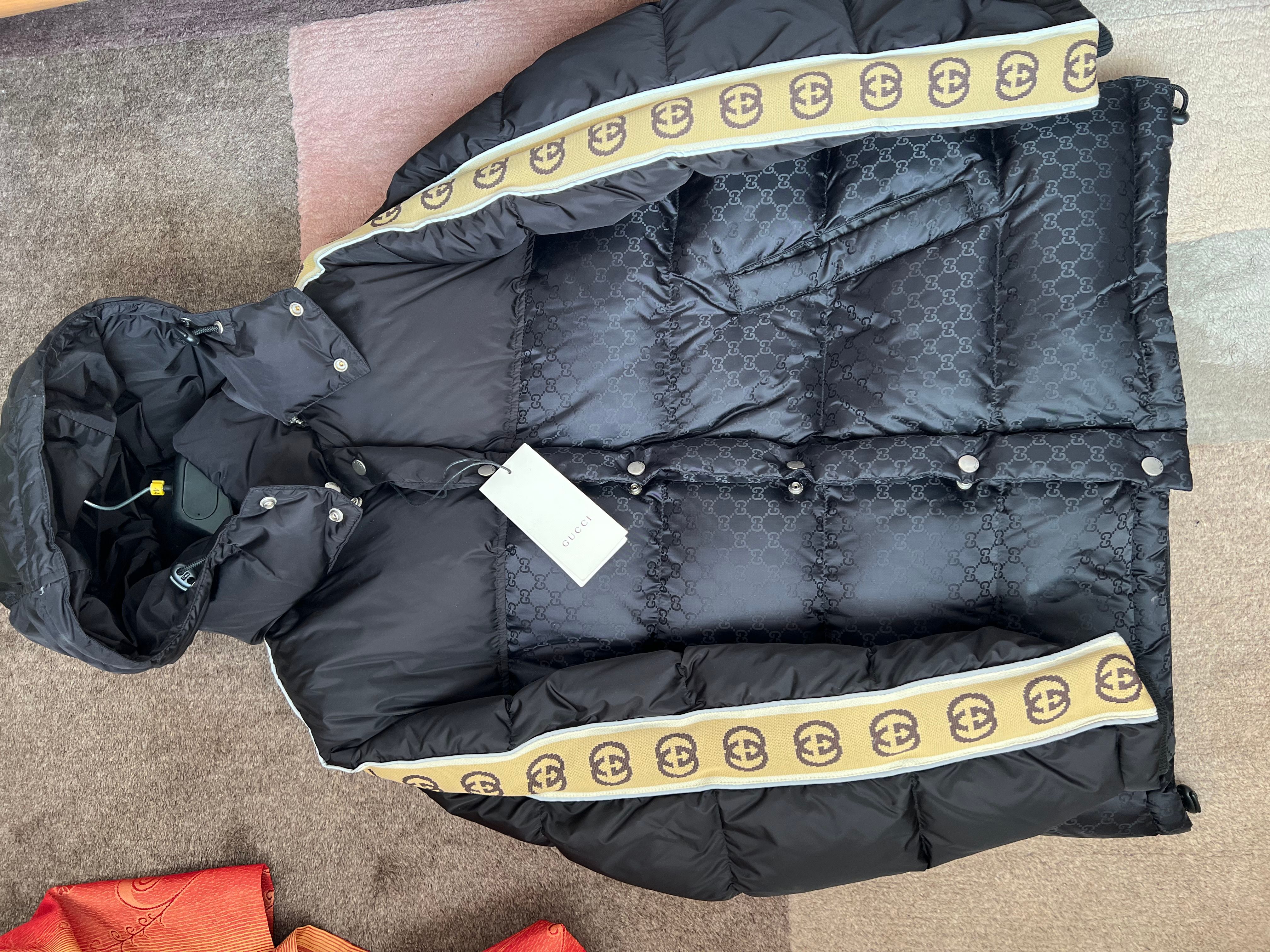 Gucci GG jacquard puffer jacket Size US M / EU 48-50 / 2 - 1 Preview