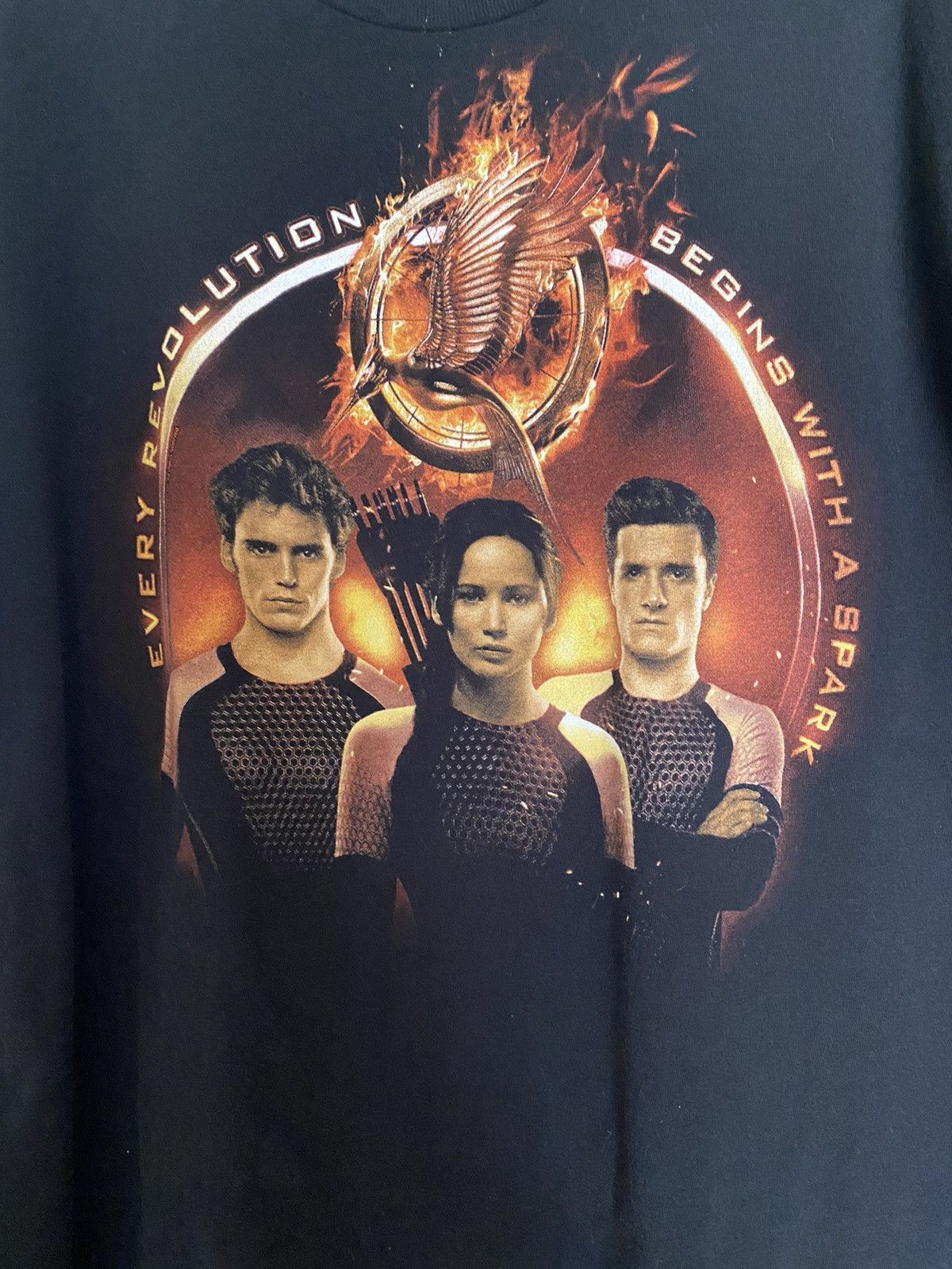 Vintage Anvil Movie TShirt “Every Revolution Begins with a Spark” Size US XXL / EU 58 / 5 - 1 Thumbnail