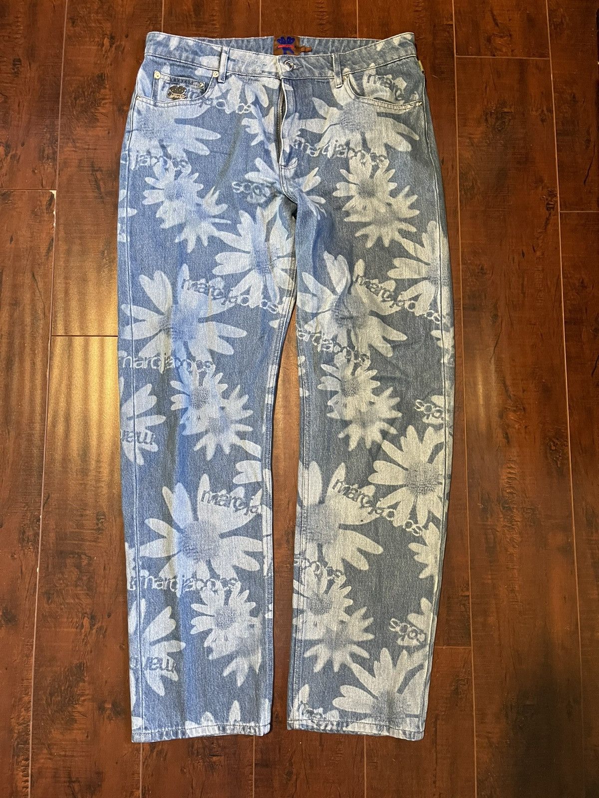 heaven by marcjacobs⭐︎Laser Floral Denim Heaven By Marc Jacobs New Blue Laser Floral Denim Jeans 29