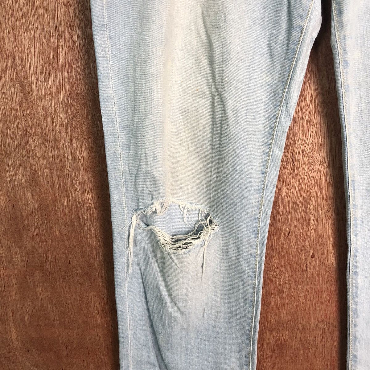 Old Navy Old Navy Blue Distressed Denim pants #6347 Size US 32 / EU 48 - 6 Thumbnail