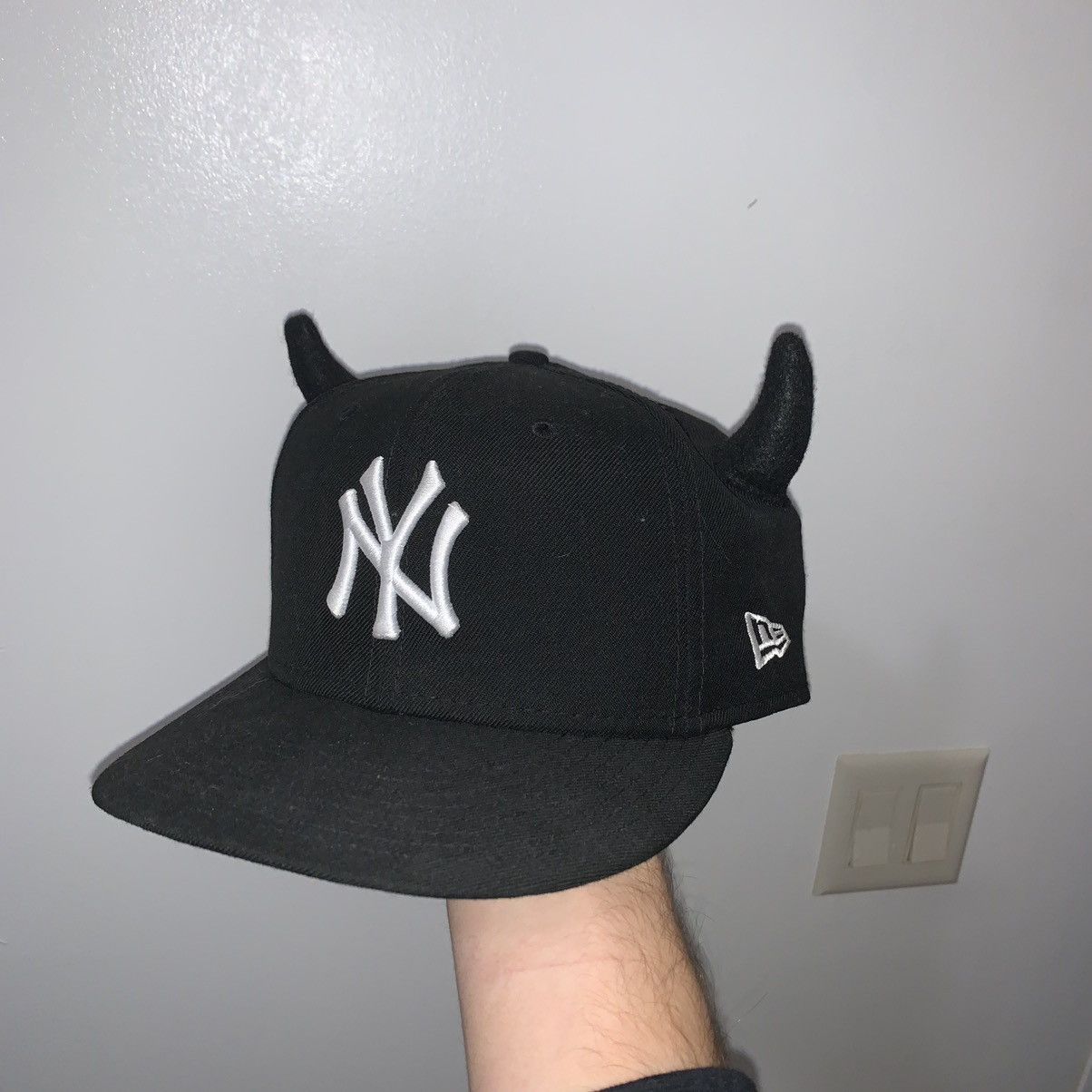 New Era New York Yankees Black Devil Horns Fitted Hat 7 5/8 Grailed