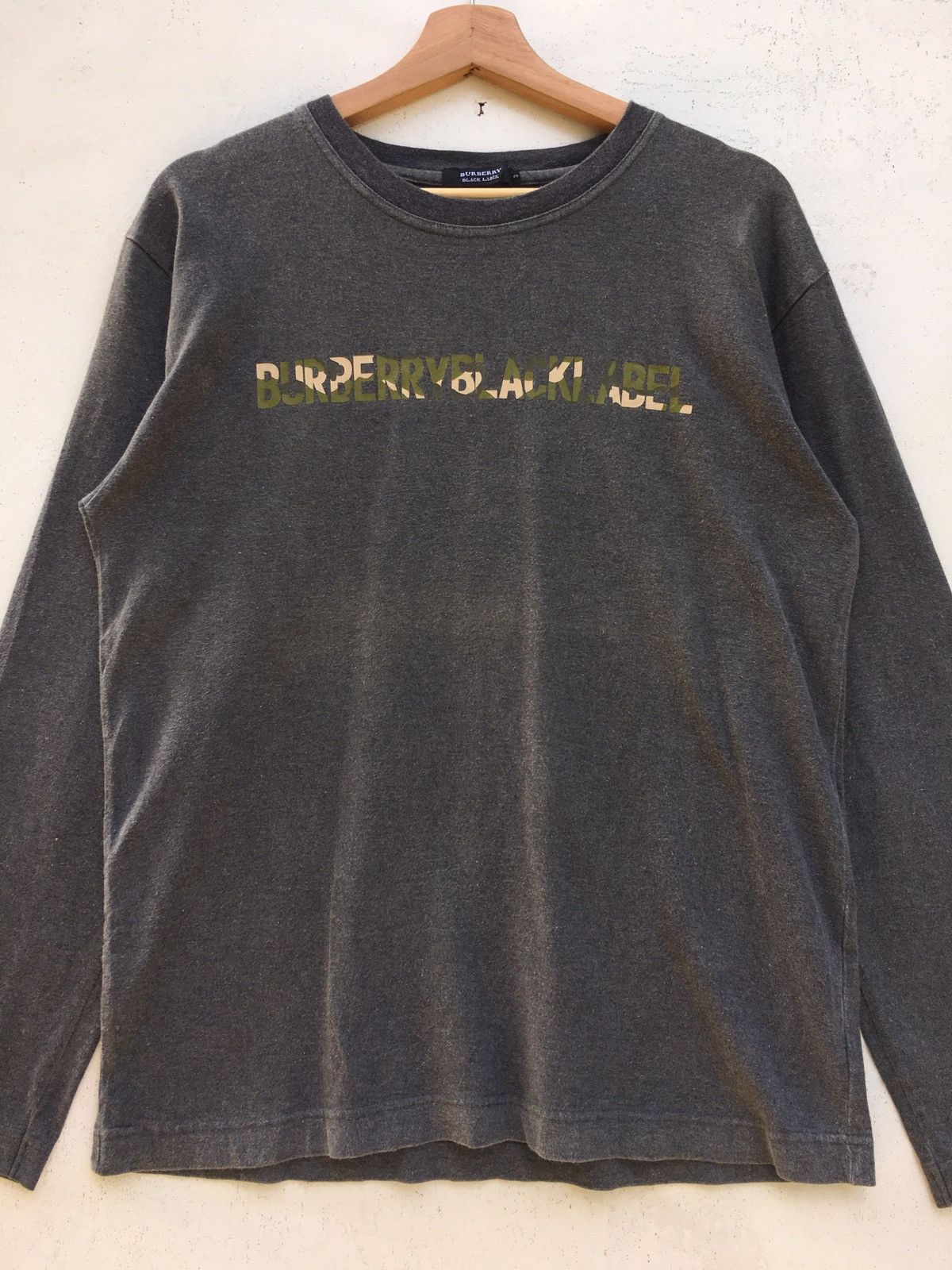 Burberry Vintage Burberry Black Label Spellout Longsleeve Size US M / EU 48-50 / 2 - 6 Thumbnail