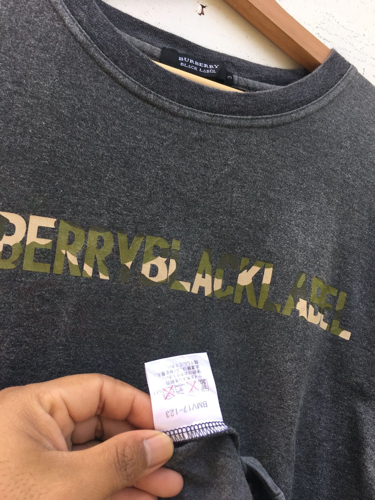 Burberry Vintage Burberry Black Label Spellout Longsleeve Size US M / EU 48-50 / 2 - 9 Thumbnail