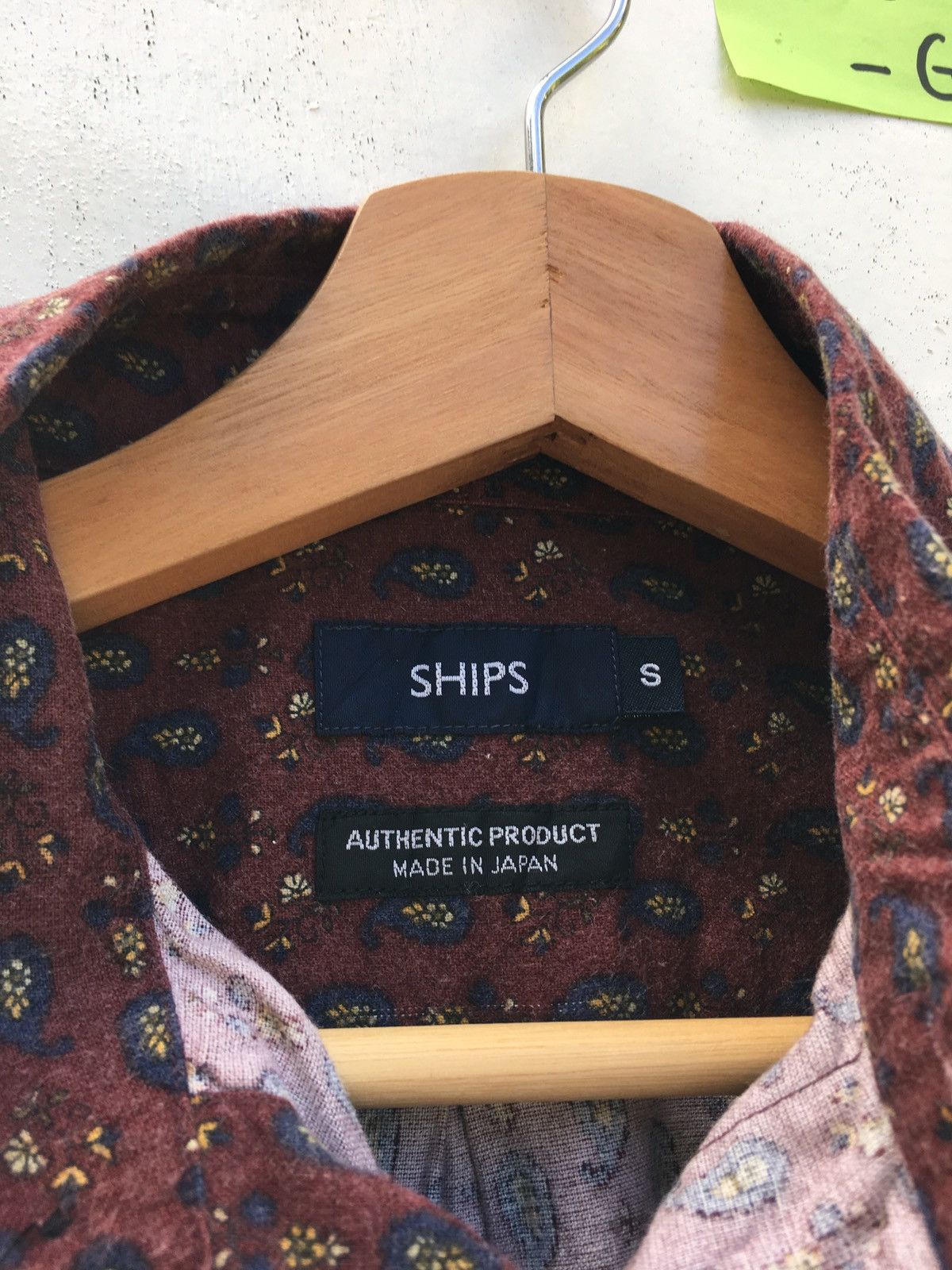 Japanese Brand Vintage Rare SHIPS Paisley Buttons Shirt Size US S / EU 44-46 / 1 - 7 Thumbnail