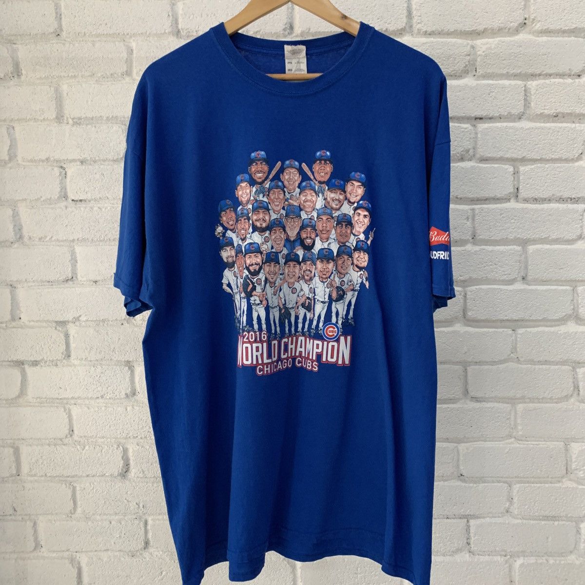 Vintage Inspired Chicago Cubs Baseball Tee – Retro 70s Champion Graphic T-Shirt