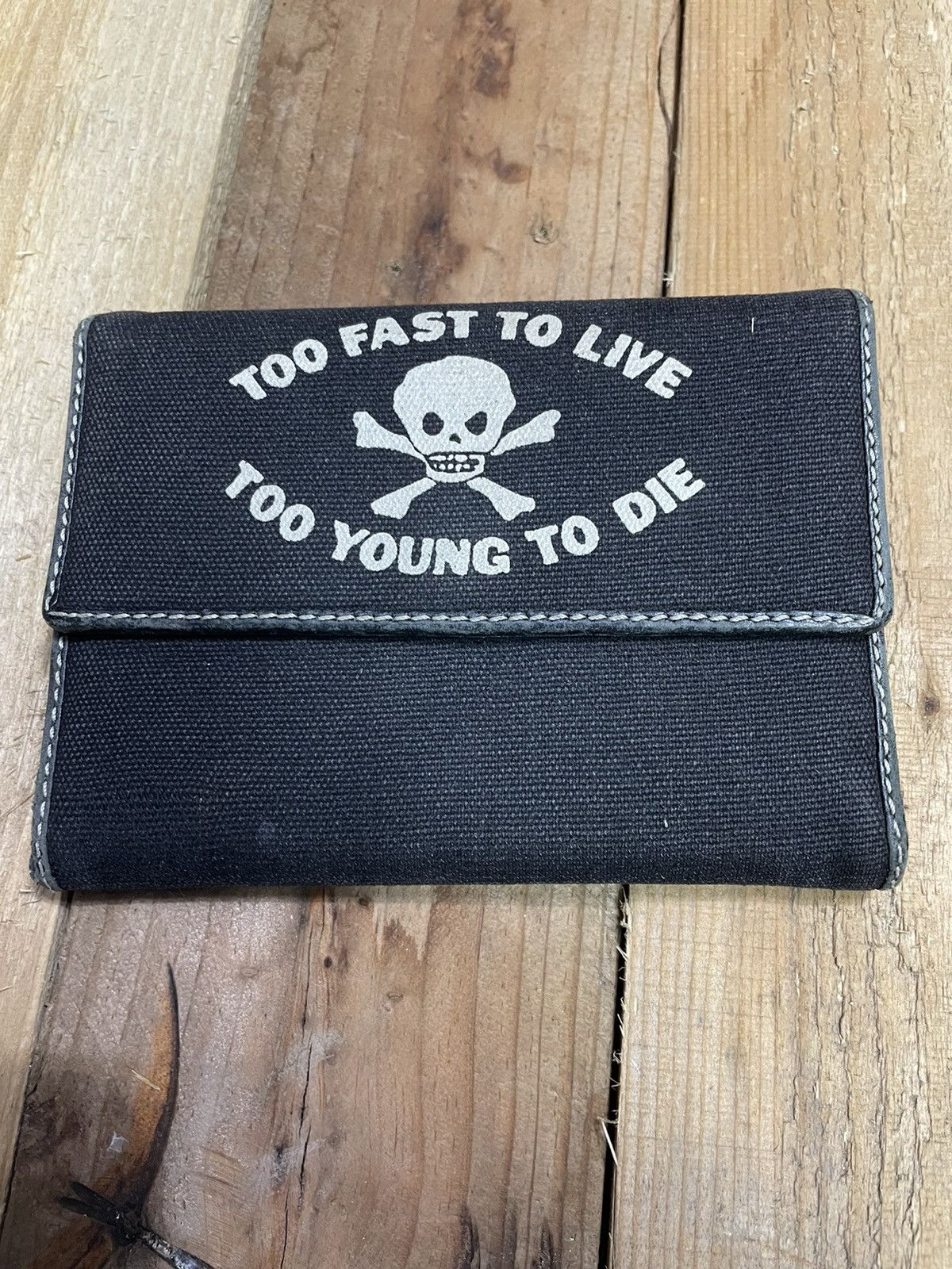Auth VIVIENNE WESTWOOD Too Fast To Live Too Young To Die