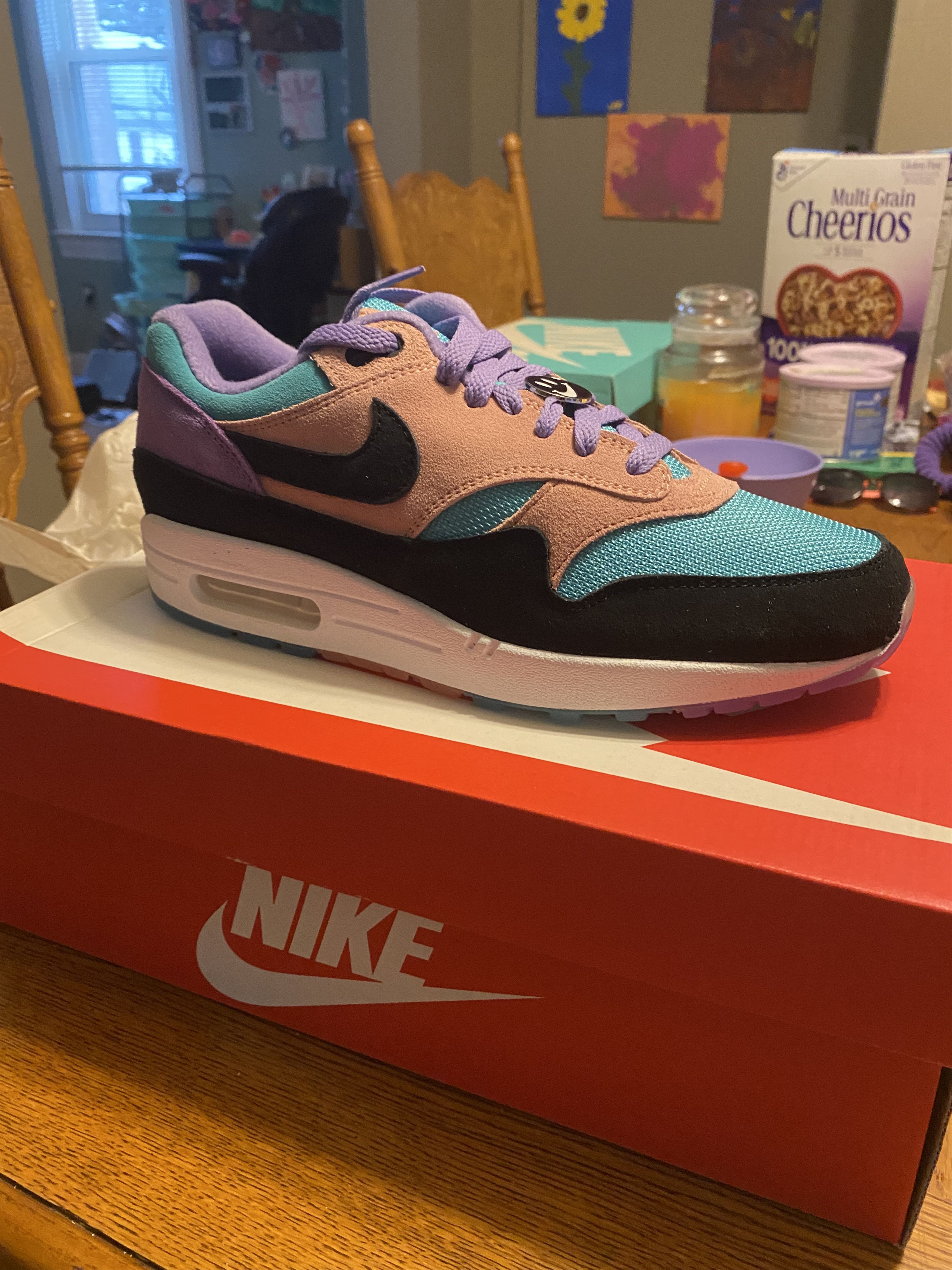 am1 have a nike day