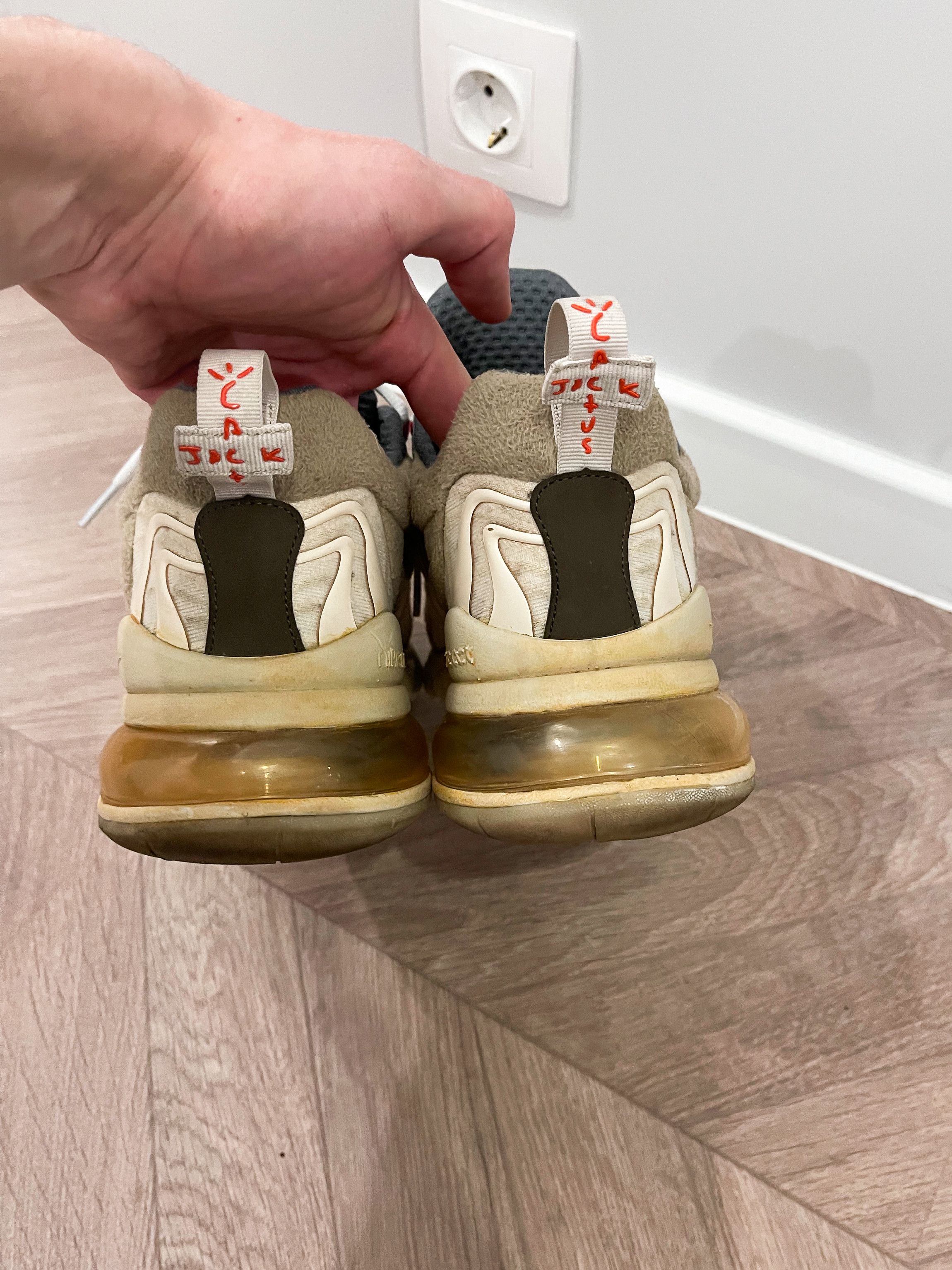 Nike × Travis Scott Air Max 270 React Travis Scott Cactus Trails Size US 11.5 / EU 44-45 - 3 Thumbnail