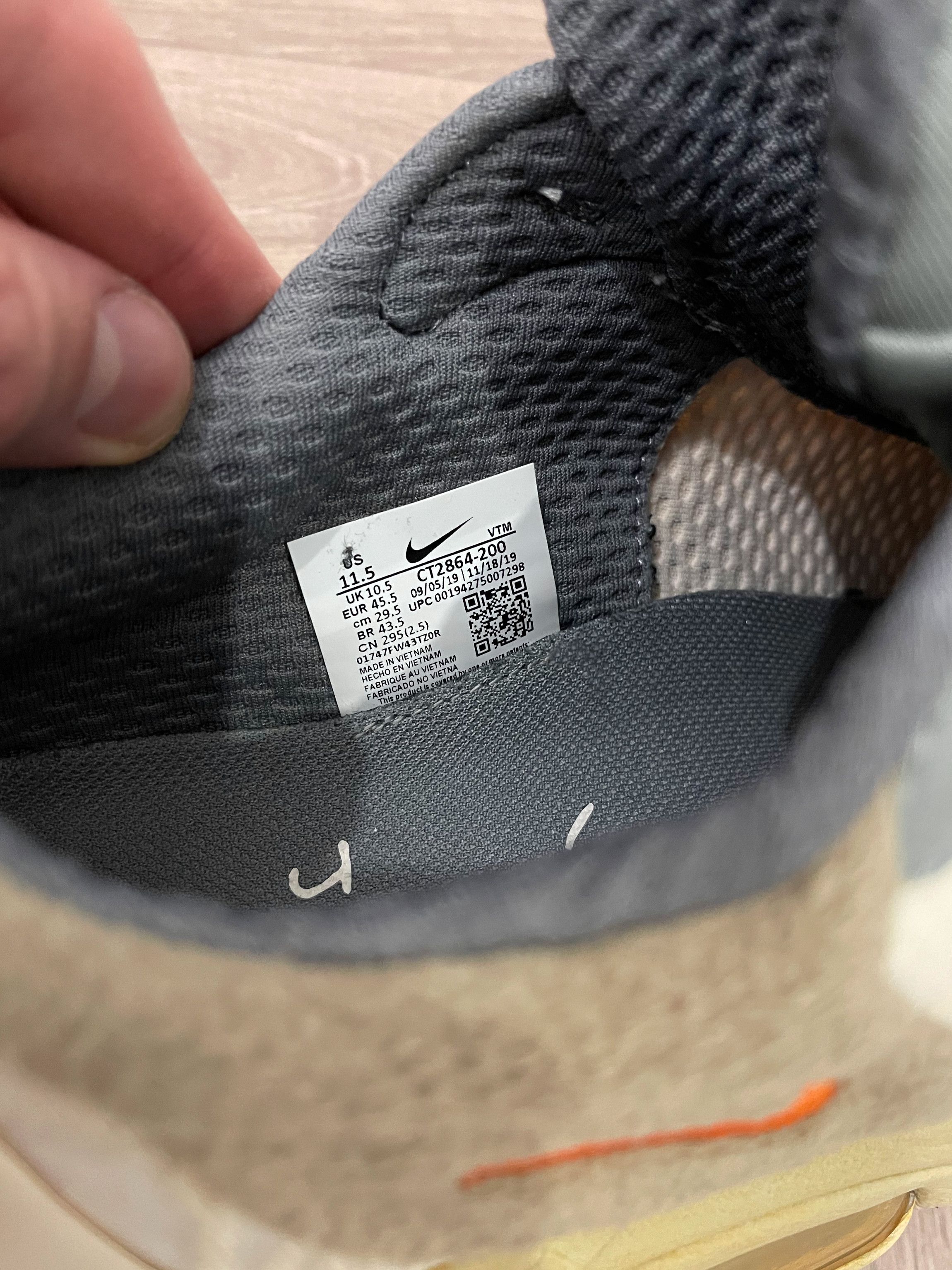 Nike × Travis Scott Air Max 270 React Travis Scott Cactus Trails Size US 11.5 / EU 44-45 - 8 Thumbnail