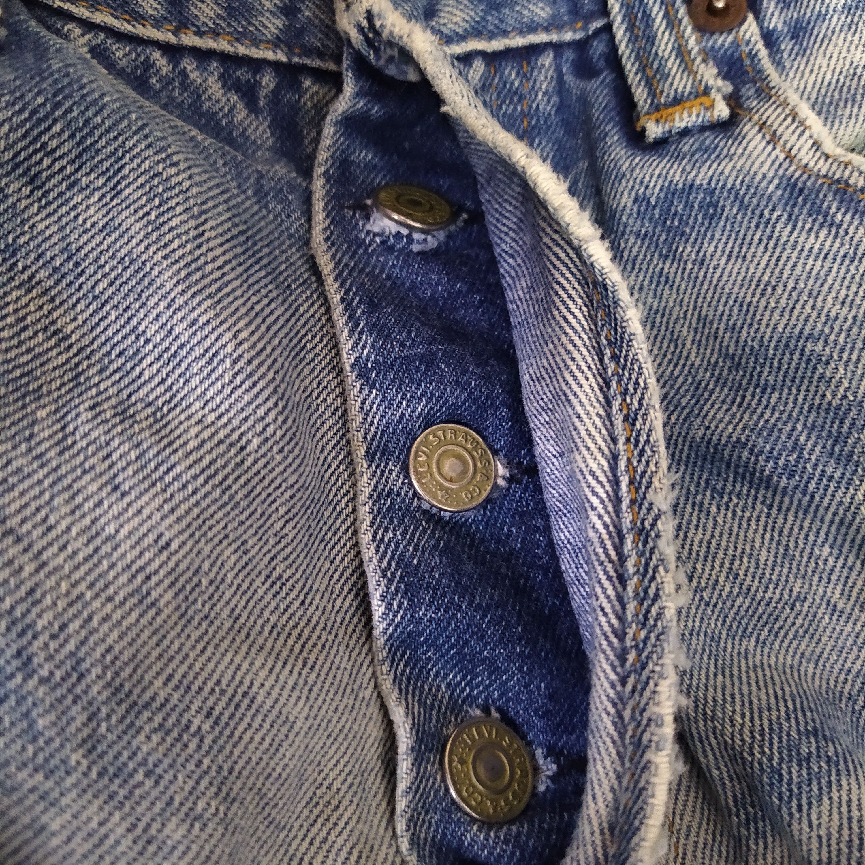 Levi's × Vintage 80s LEVIS 501 SELVEDGE USA #6 DISTRESED DENIM COBAIN (D419) Size US 27 - 8 Thumbnail