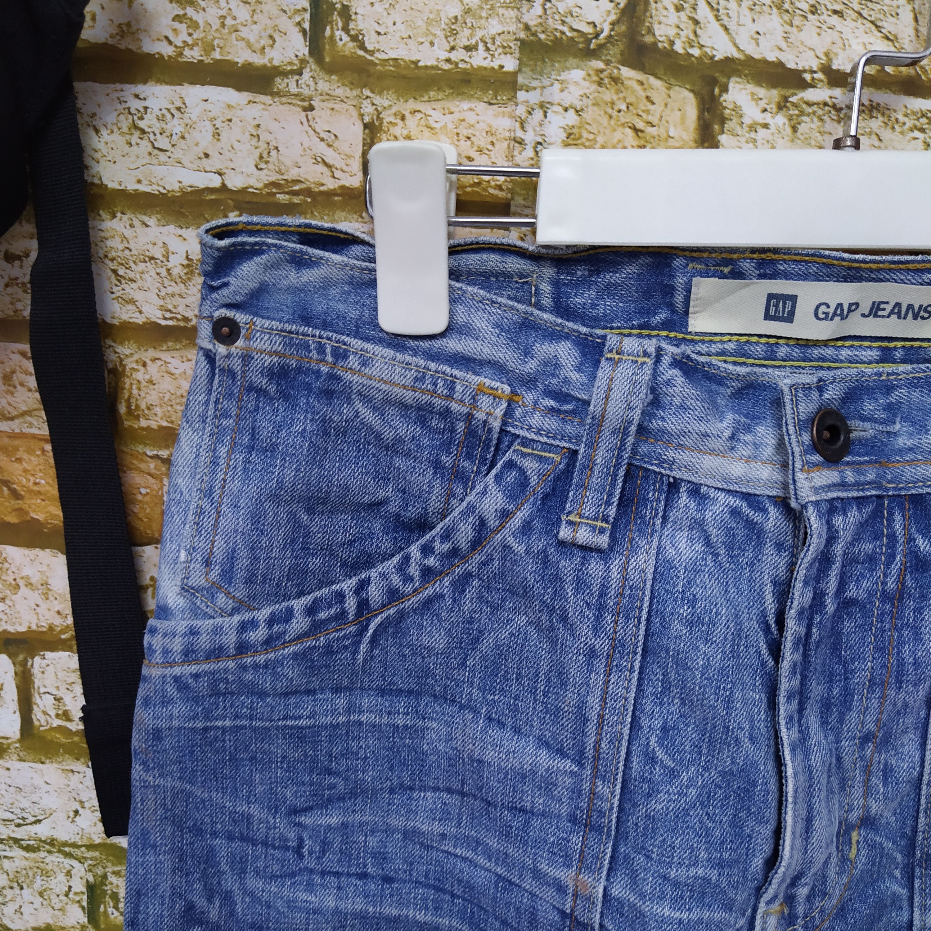 Gap GAP BAKERS DISTRESSED DENIM (D423) w32 Size US 32 / EU 48 - 3 Thumbnail