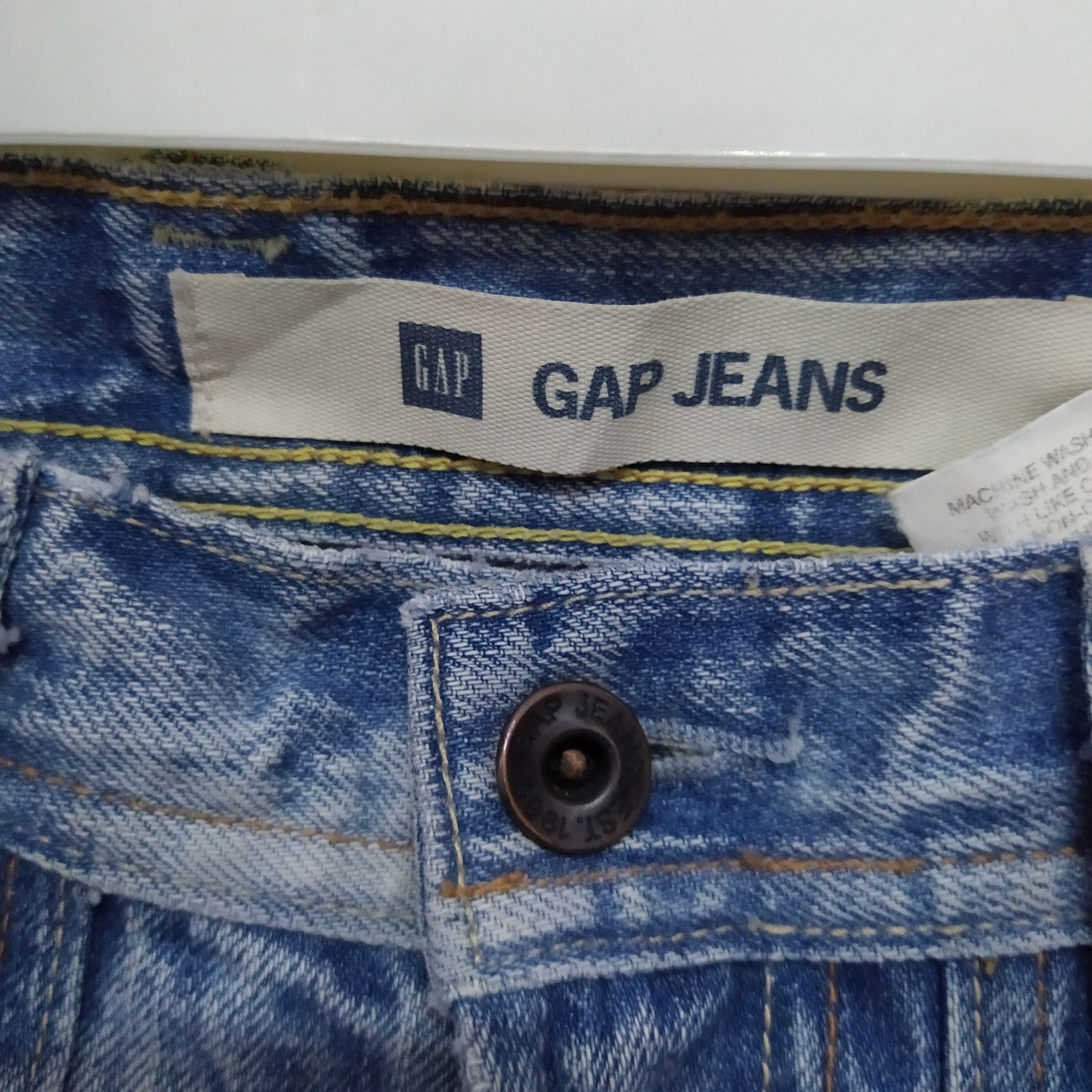 Gap GAP BAKERS DISTRESSED DENIM (D423) w32 Size US 32 / EU 48 - 4 Thumbnail