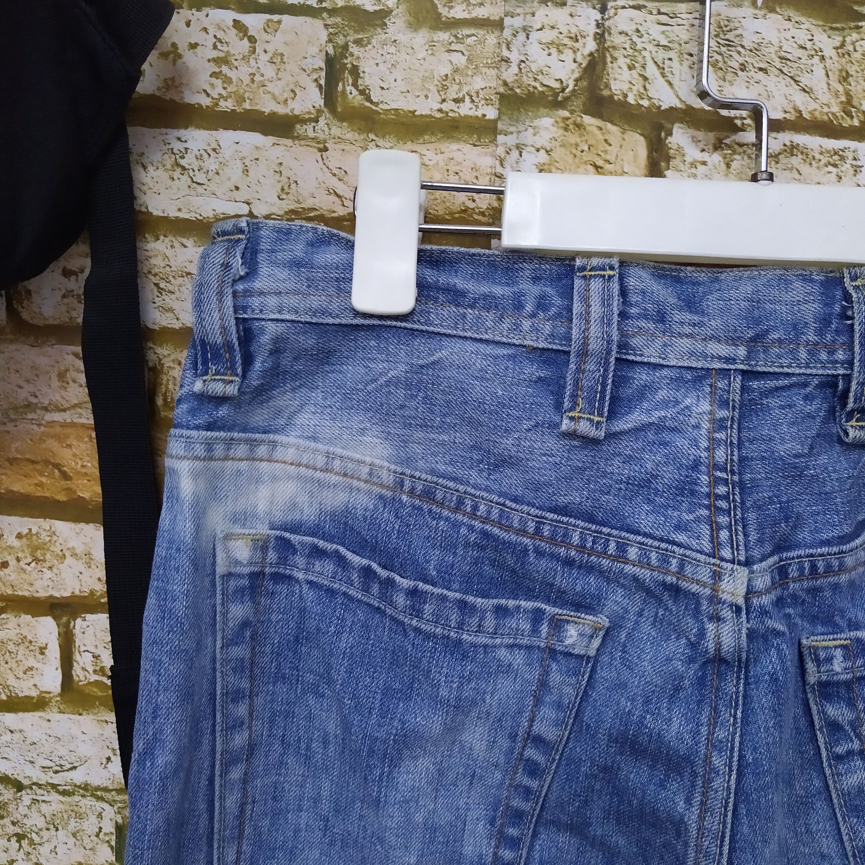 Gap GAP BAKERS DISTRESSED DENIM (D423) w32 Size US 32 / EU 48 - 6 Thumbnail