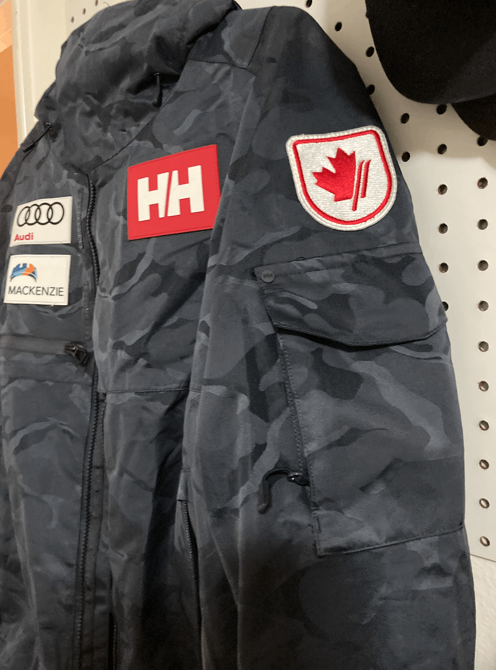 Helly Hansen HELLY HANSEN X AUDI CANADA SKI TEAM RARE GARIBALDI JACKET Grailed