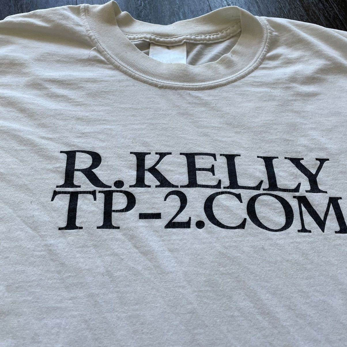 Vintage 2001 R Kelly Tp-2.com rap tour Merch | Grailed