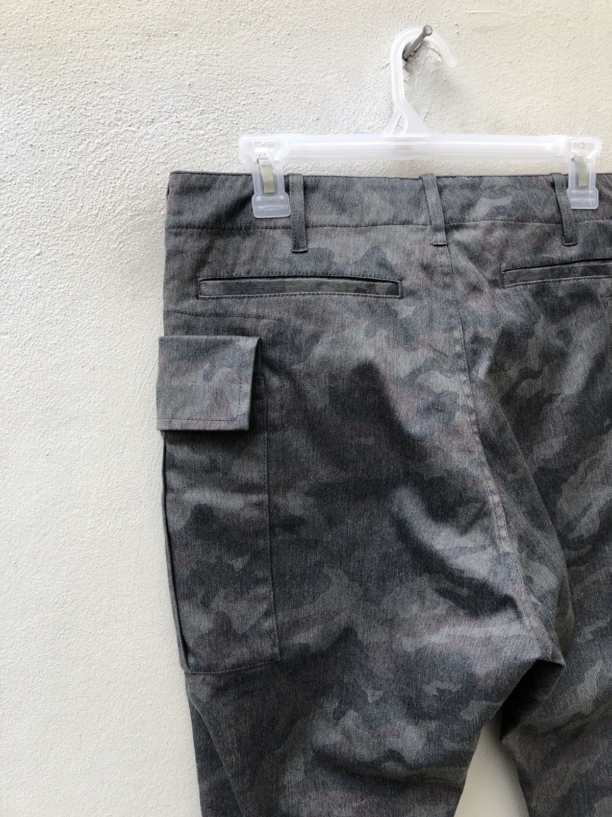 The Duffer of St.George Duffer Of St George Camo Cargo Trouser Hybrid Pant Size US 31 - 11 Thumbnail