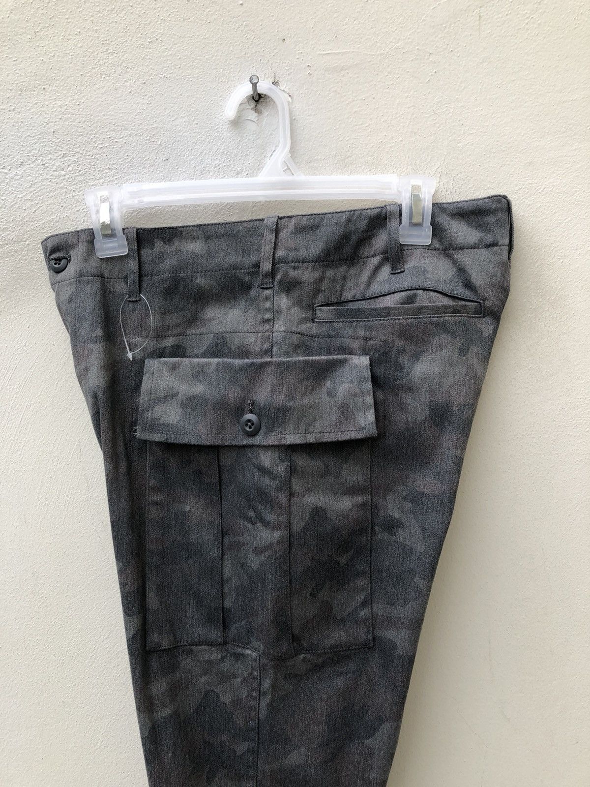 The Duffer of St.George Duffer Of St George Camo Cargo Trouser Hybrid Pant Size US 31 - 18 Thumbnail