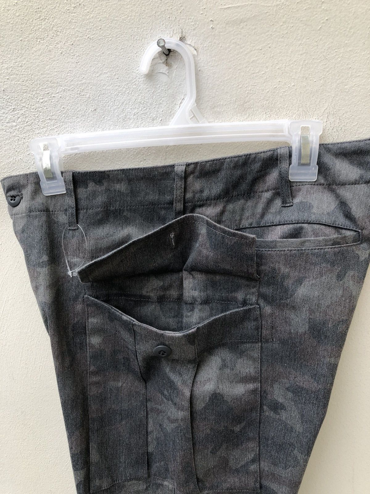 The Duffer of St.George Duffer Of St George Camo Cargo Trouser Hybrid Pant Size US 31 - 20 Thumbnail