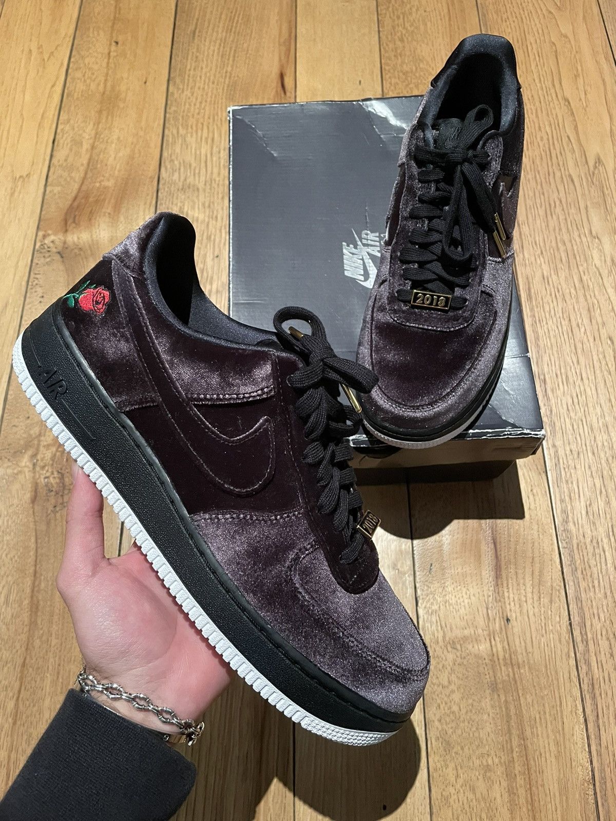 Nike Nike Air Force 1 07 QS Velvet Rose 2018 Size US 10 / EU 43 - 1 Thumbnail