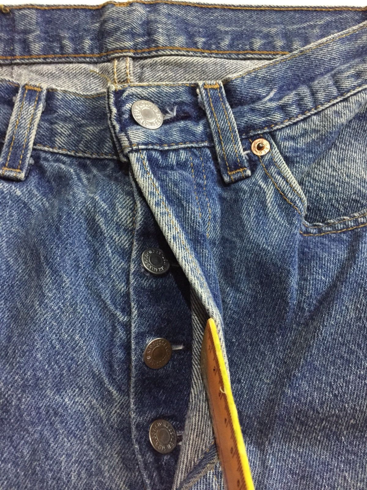 Levi's Vintage Levis 501 button fly 524 made in USA Size US 30 / EU 46 - 7 Thumbnail