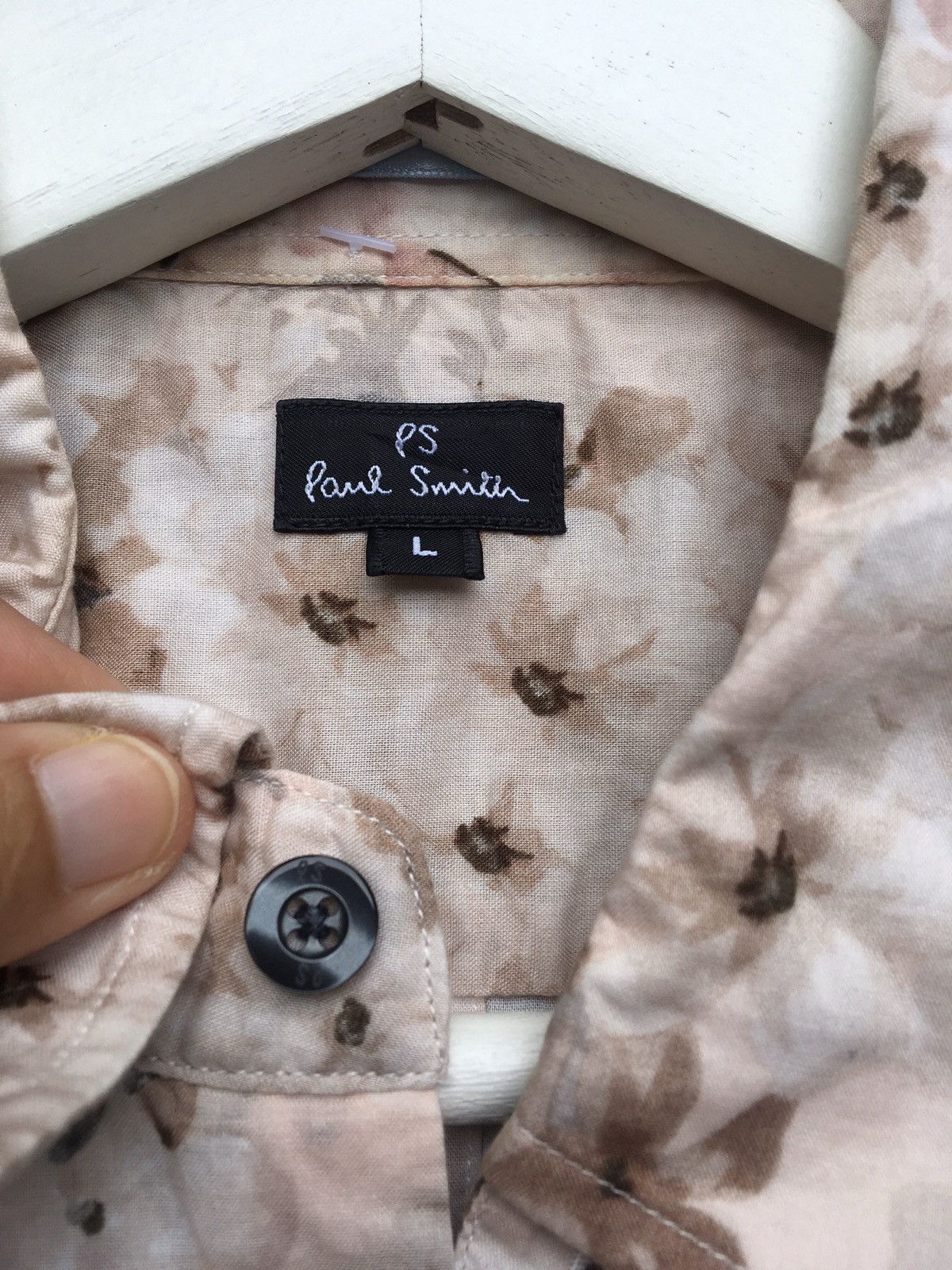 Paul Smith Vintage Paul Smith Florals Motif Buttons Shirt Size US S / EU 44-46 / 1 - 5 Thumbnail