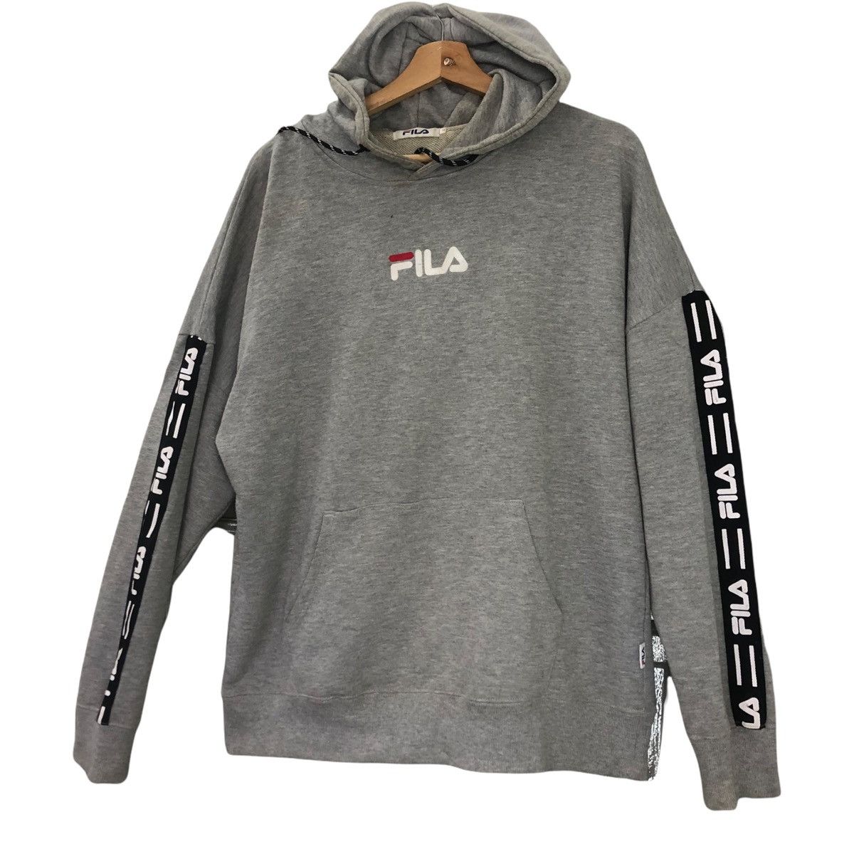 Fila Vintage Fila Crewneck Hoodies Fila Sweater Size M Size US M / EU 48-50 / 2 - 3 Thumbnail