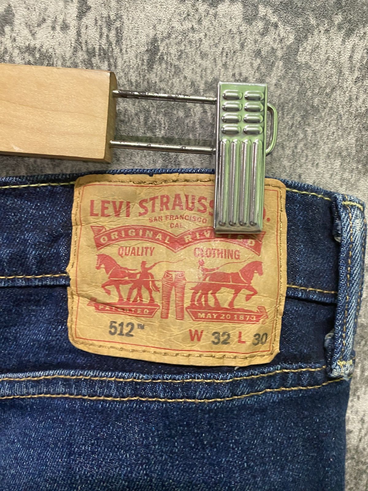 Levi's × Vintage Vintage Levi's 512 Dark Blue Distressed jeans - L66 Size US 32 / EU 48 - 19 Thumbnail