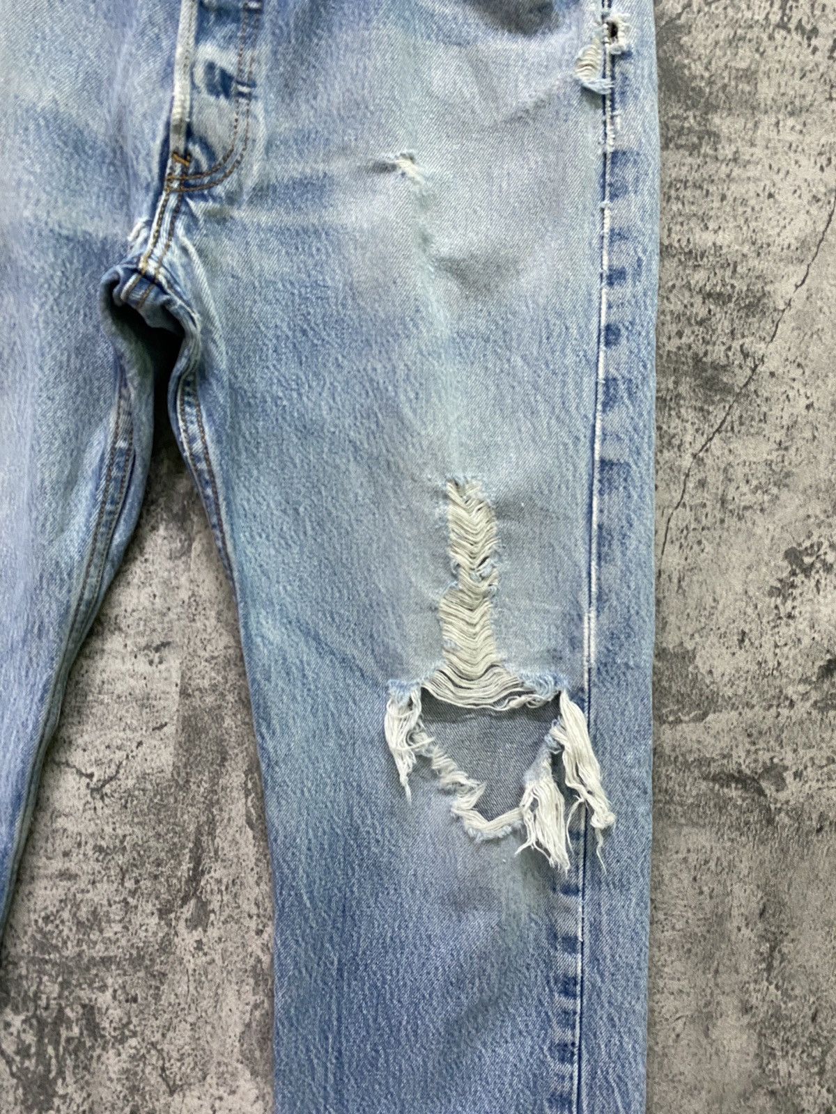 Levi's × Vintage Vintage 90s Levi's 501 Stone Wash Denim -L70 Size US 32 / EU 48 - 6 Thumbnail