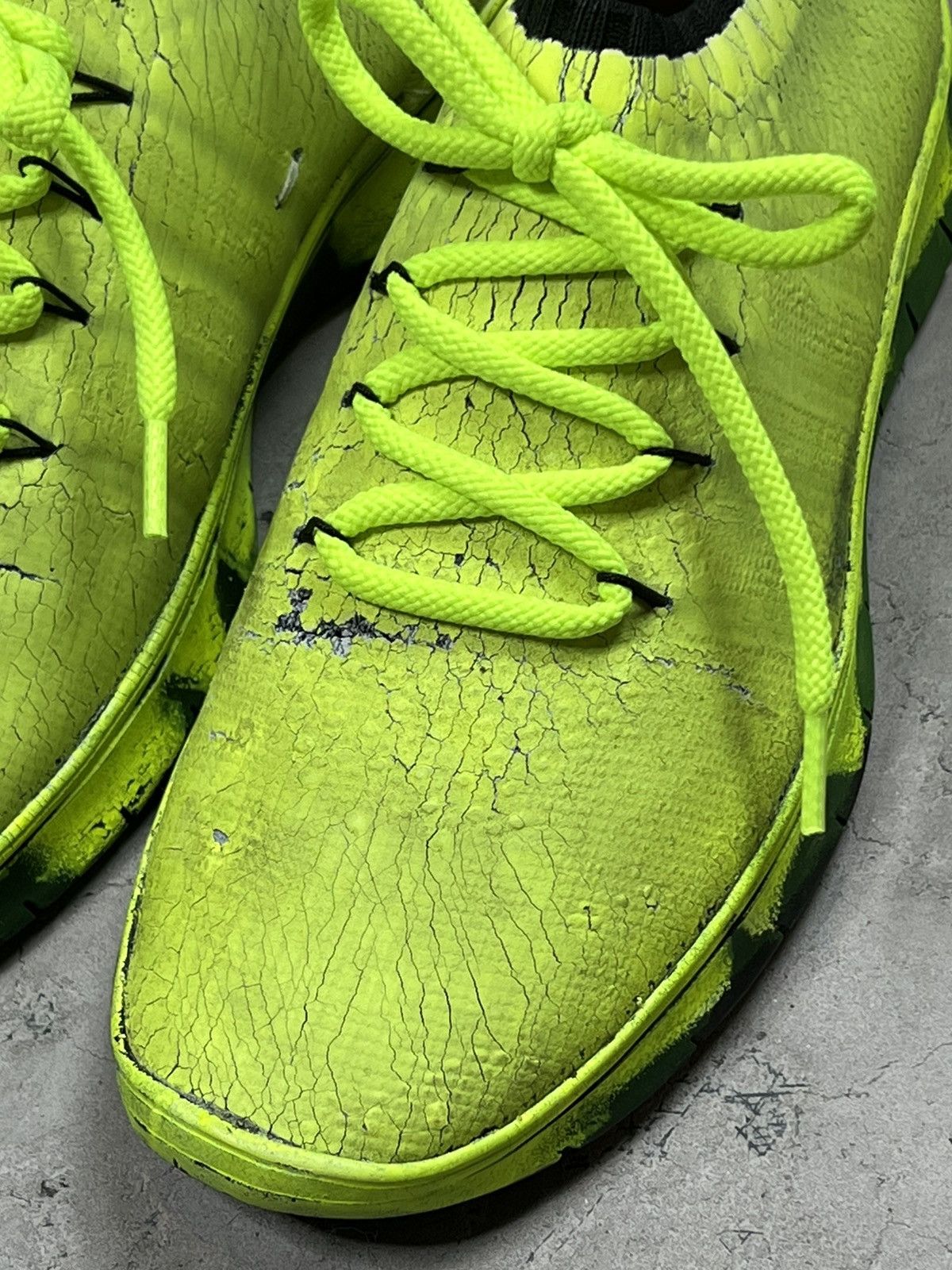 Maison Margiela Margiela Electric Green Painted Knit Sneakers Size US 8 / EU 41 - 5 Thumbnail