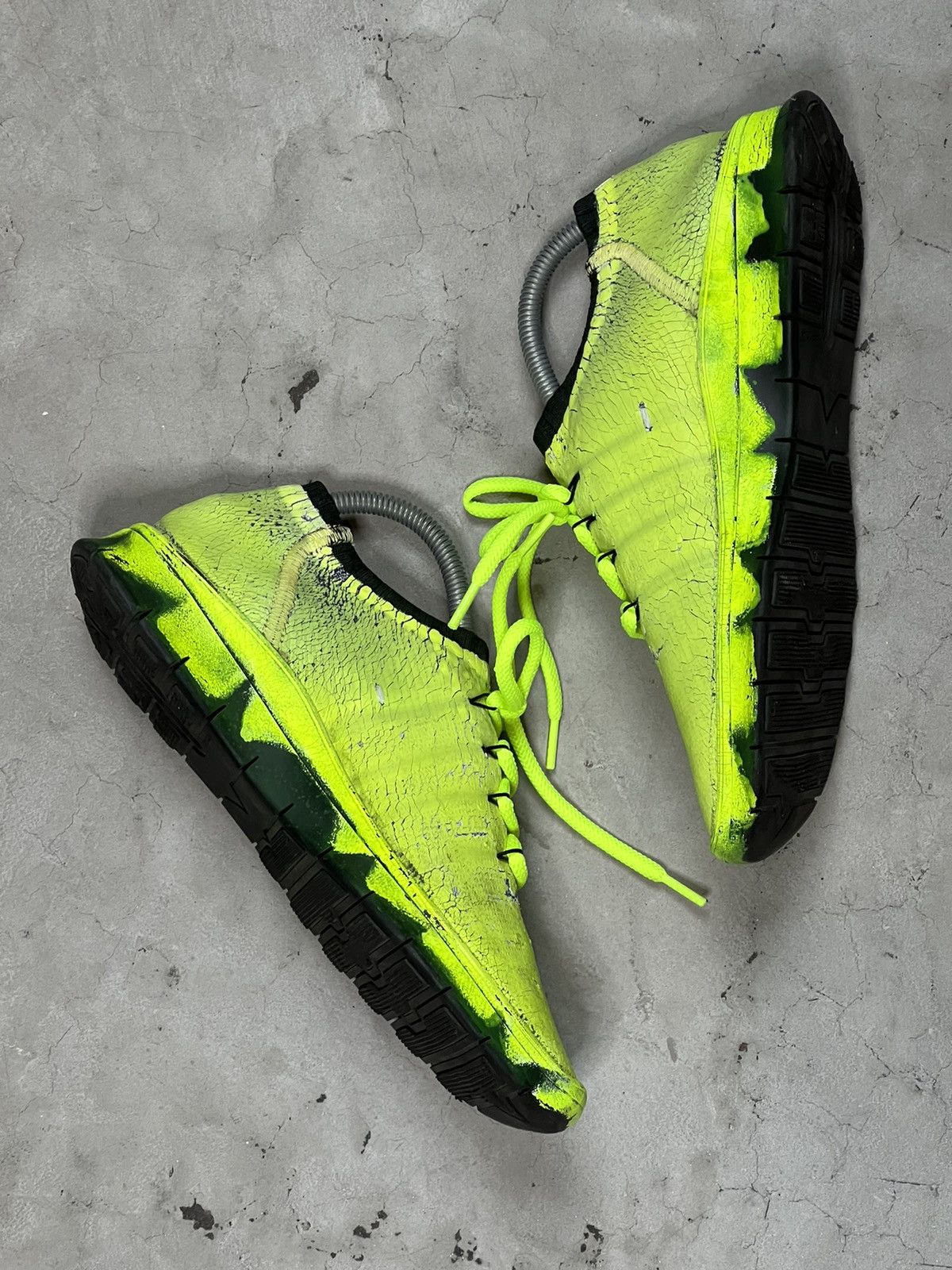 Maison Margiela Margiela Electric Green Painted Knit Sneakers Size US 8 / EU 41 - 6 Thumbnail