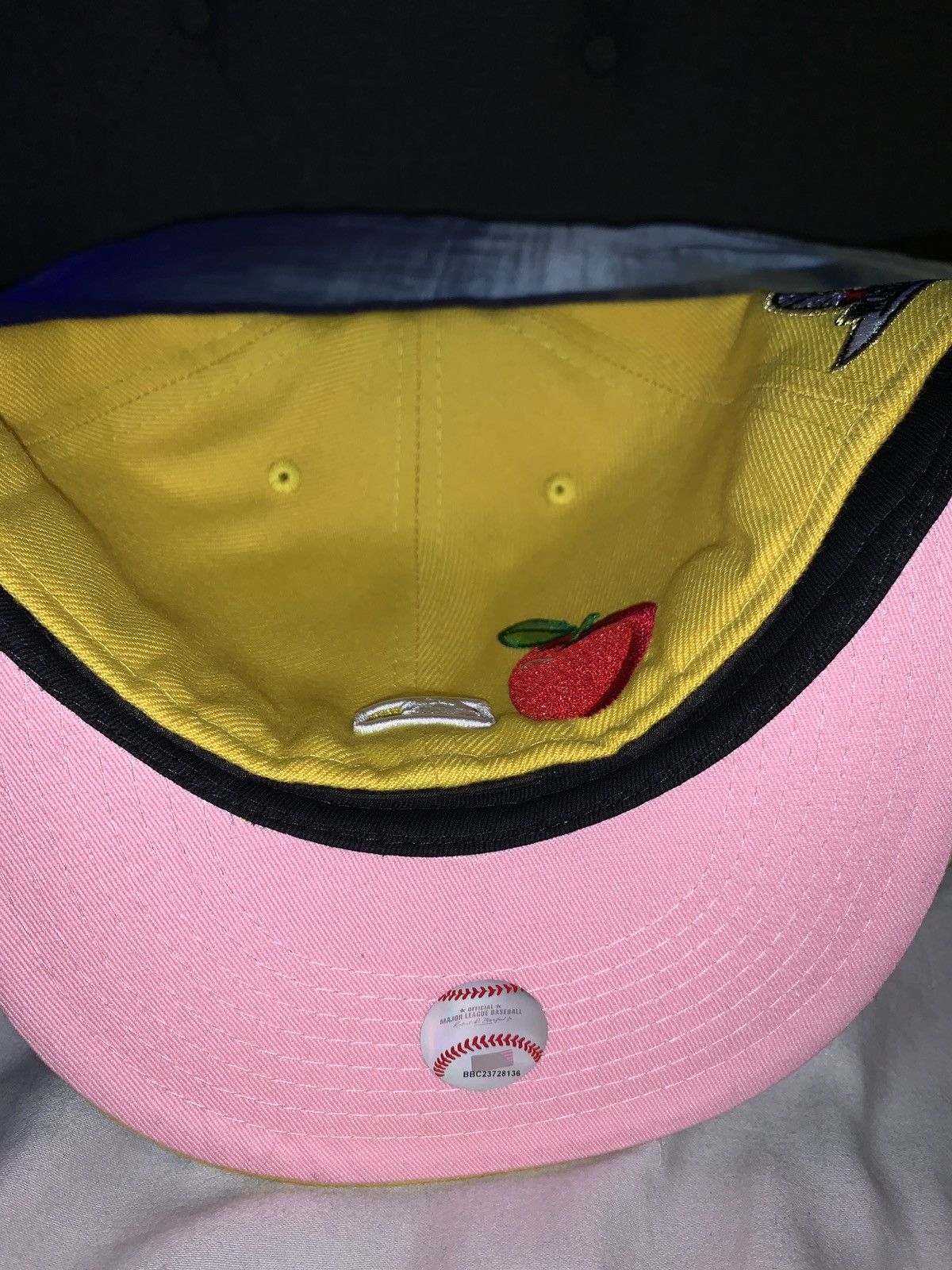 Hat Club Pink brim Yellow Yankees Fitted w/ statue & apple size 7 1/4 Size ONE SIZE - 5 Thumbnail