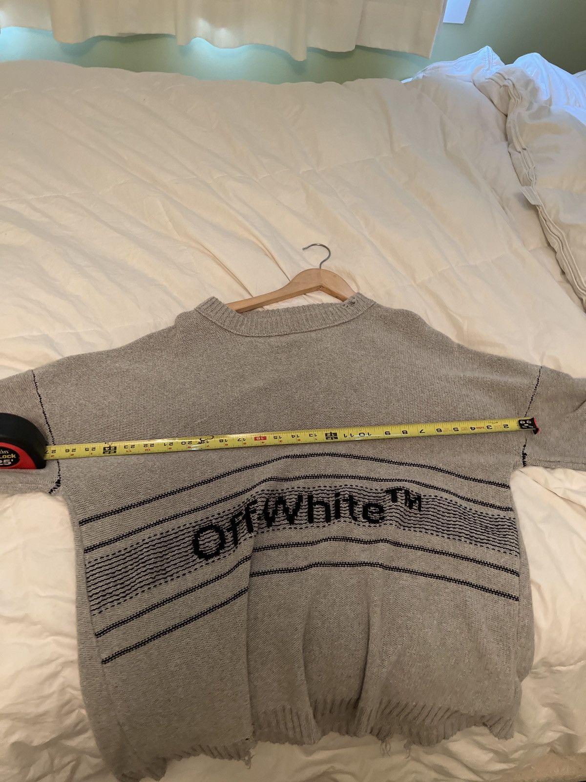 Off-White Want gone heavily distressed off white crewneck Size US M / EU 48-50 / 2 - 8 Thumbnail