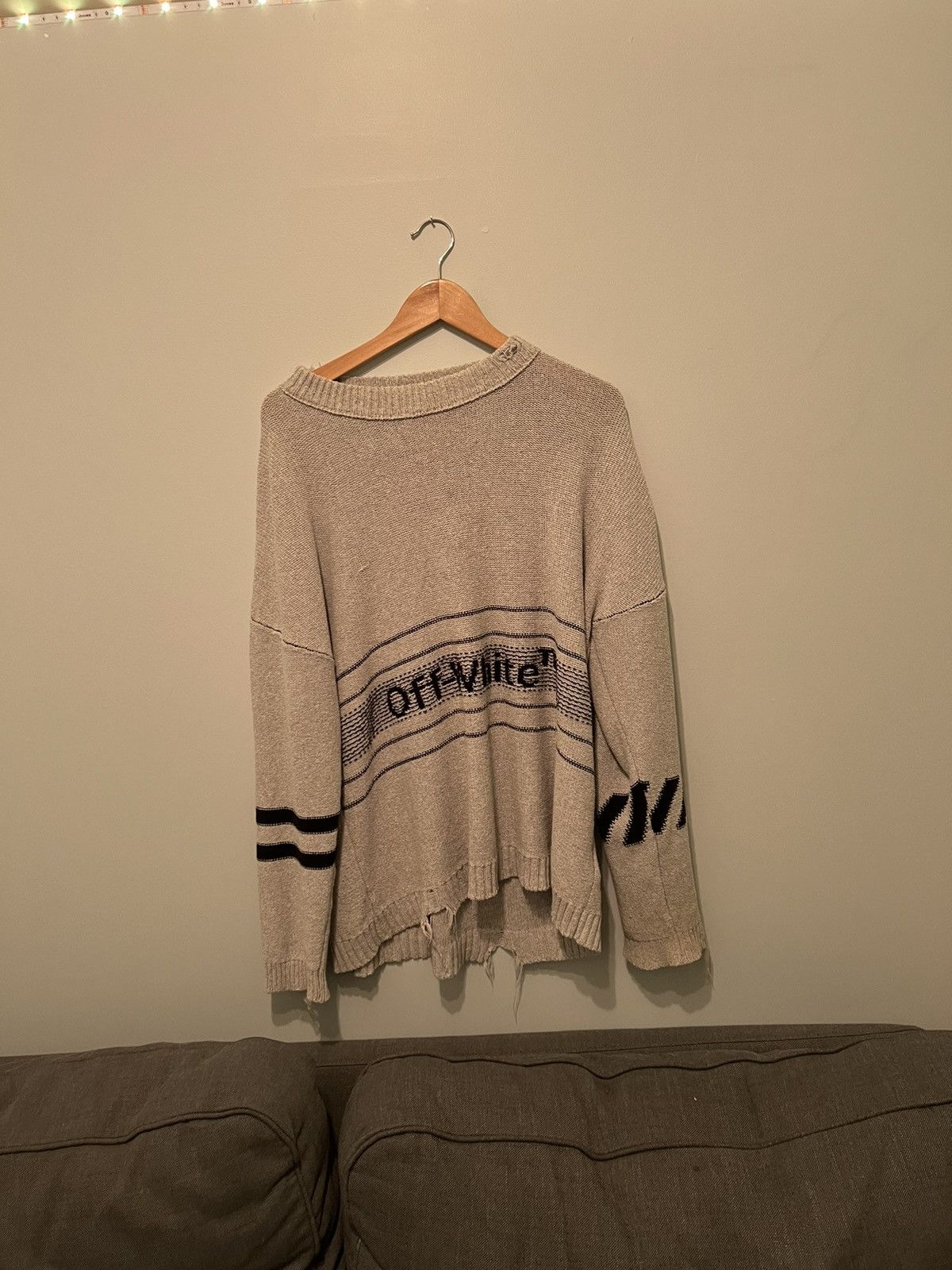Off-White Want gone heavily distressed off white crewneck Size US M / EU 48-50 / 2 - 1 Thumbnail