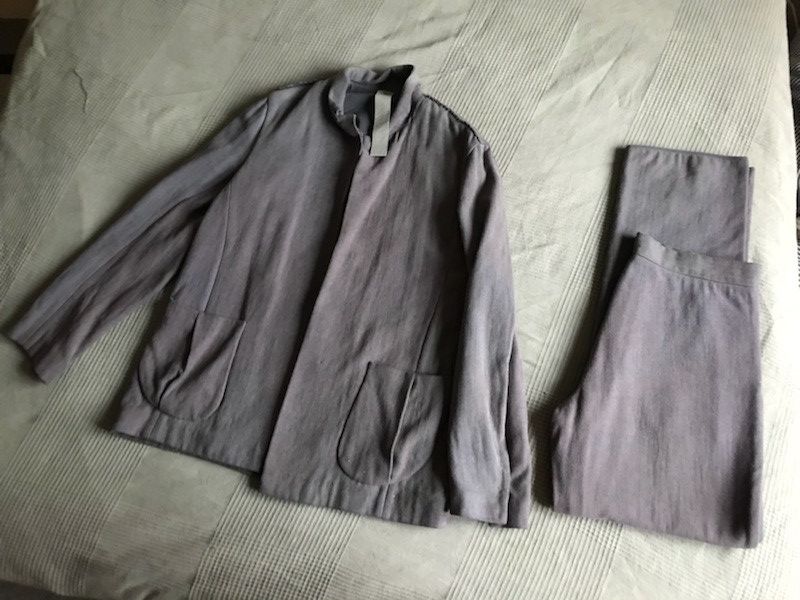 Carpe Diem SILK SUIT Size 40L - 1 Thumbnail