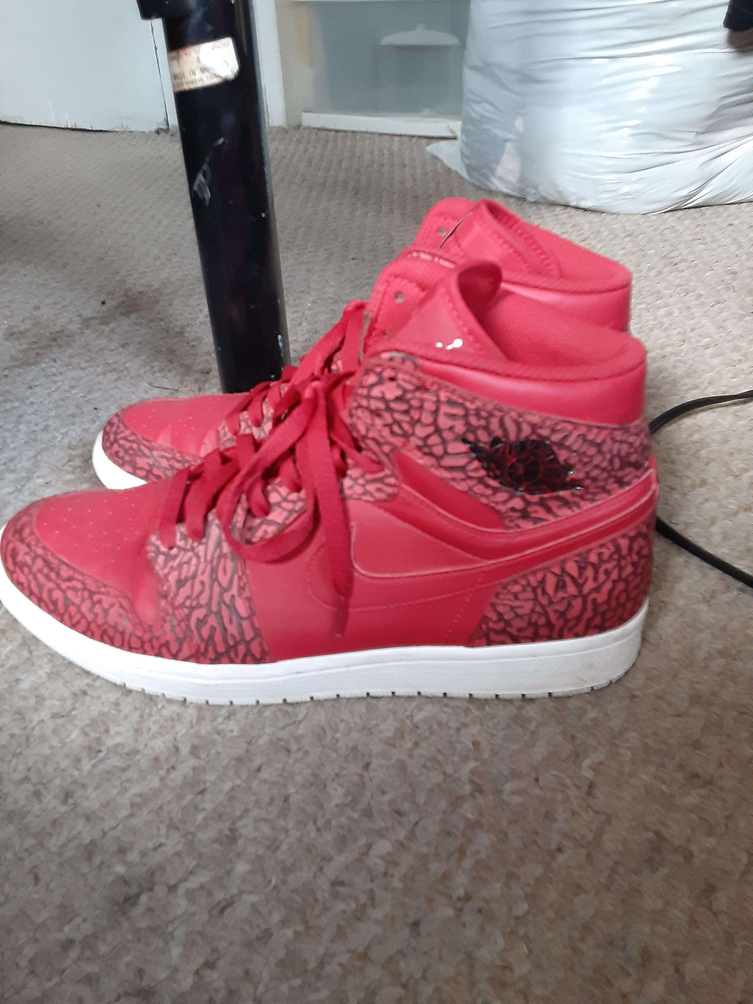 jordan 1 elephant red