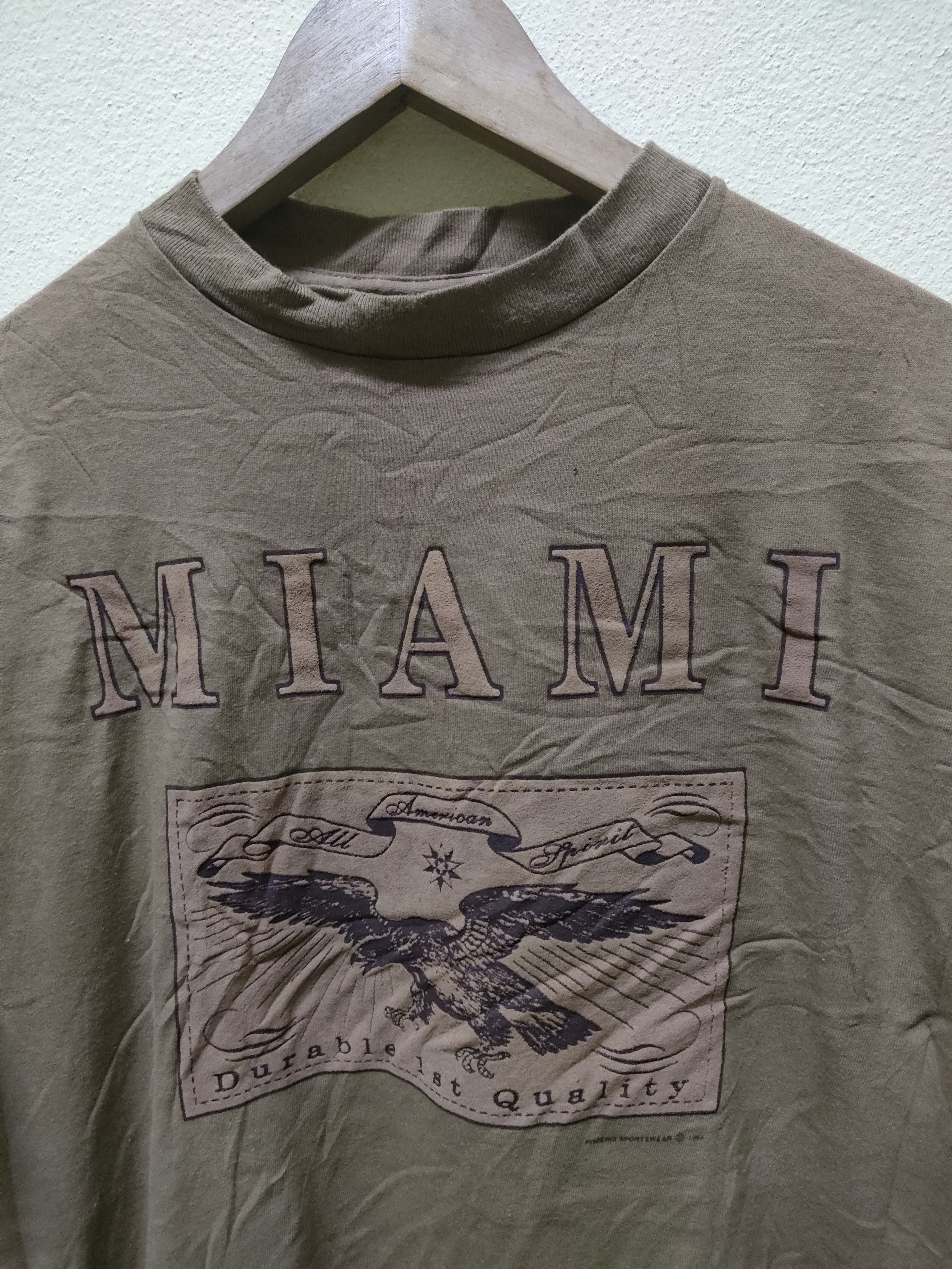 Vintage Vintage Miami 90's T-shirt Size US L / EU 52-54 / 3 - 5 Thumbnail