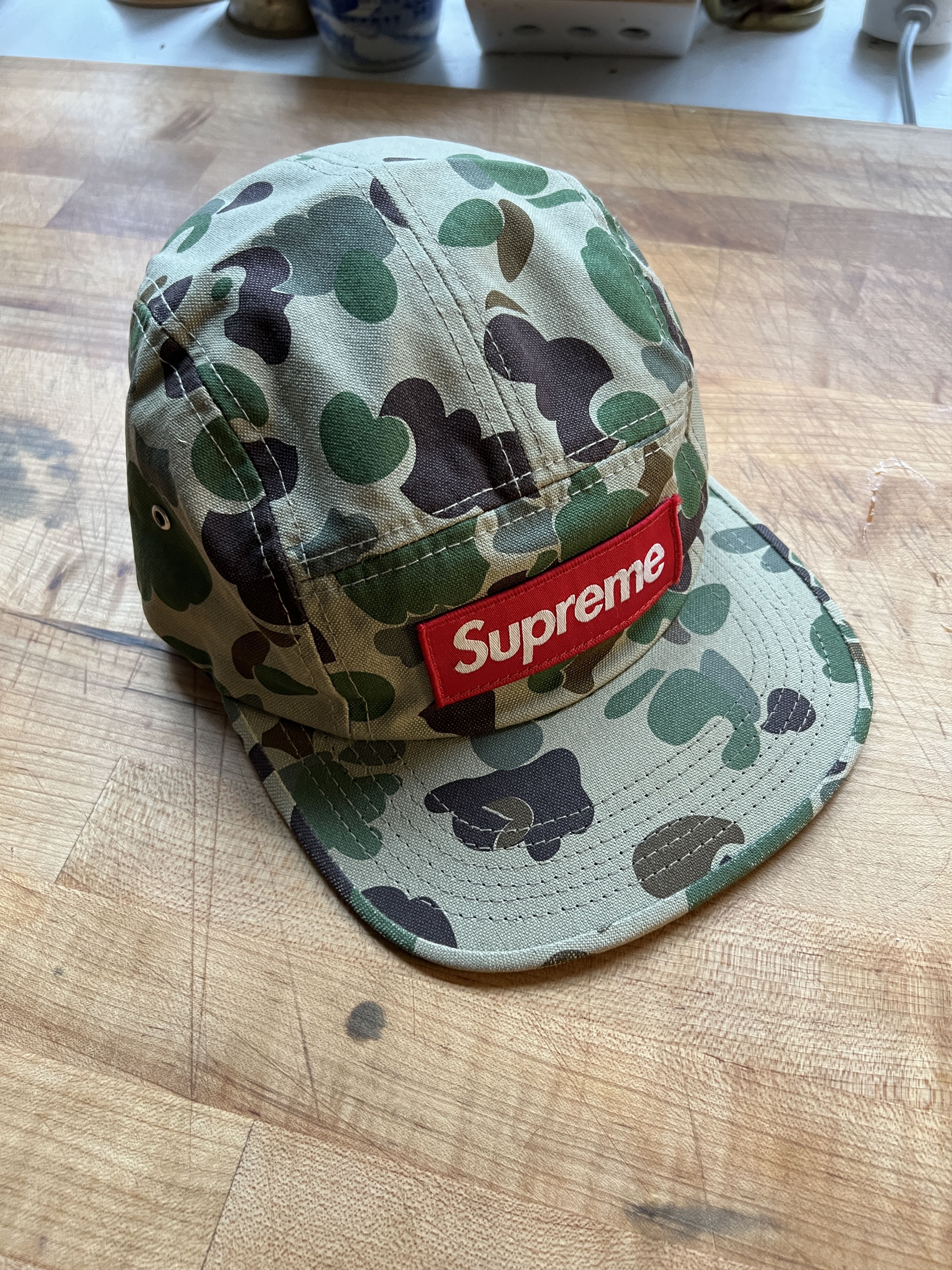 Supreme - Washed Twill Camo Box Logo Hat (Red White Blue) – eluXive