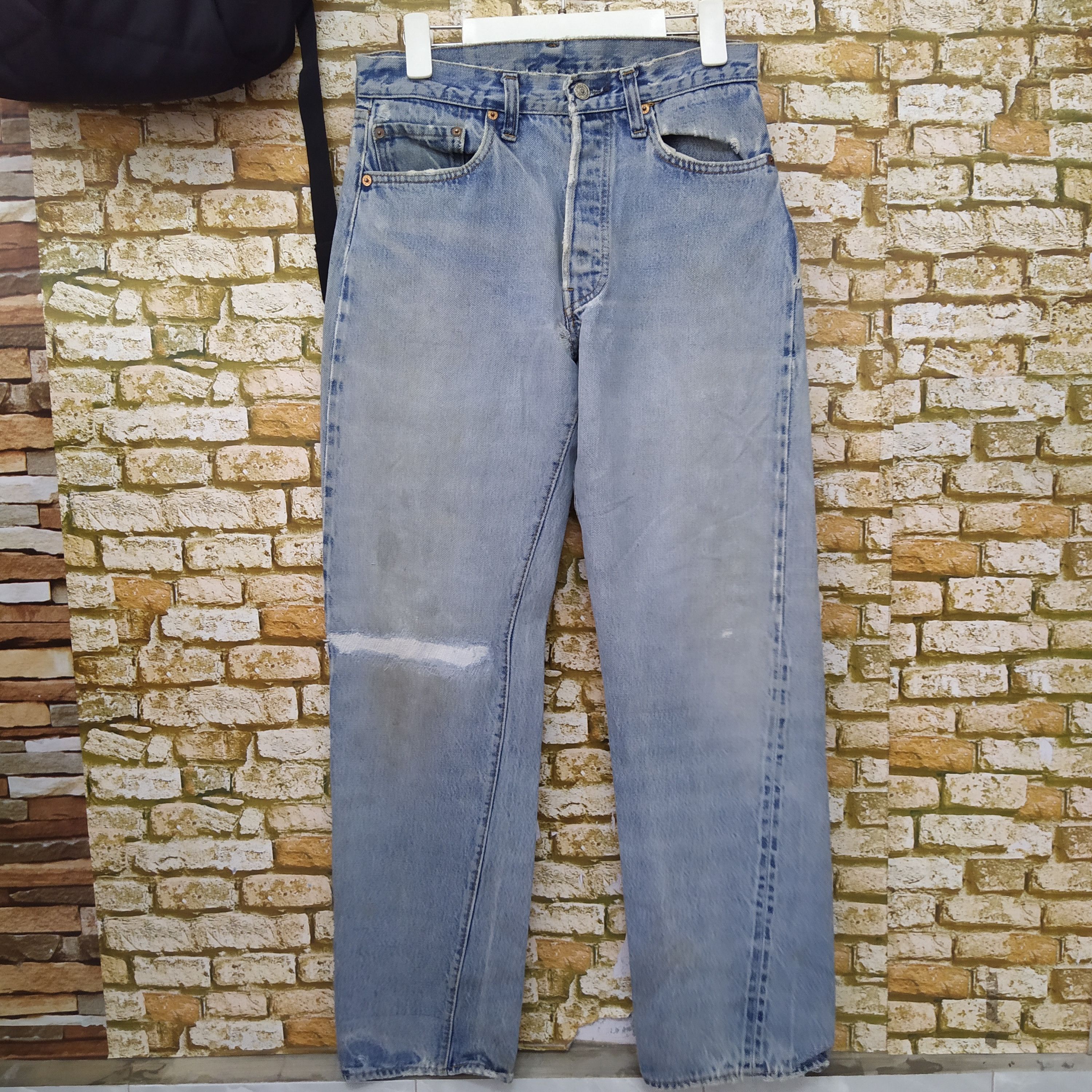 Levi's × Vintage 80s LEVIS 501 SELVEDGE DENIM DISTRESSED #6 COBAIN (D435) Size US 29 - 4 Thumbnail