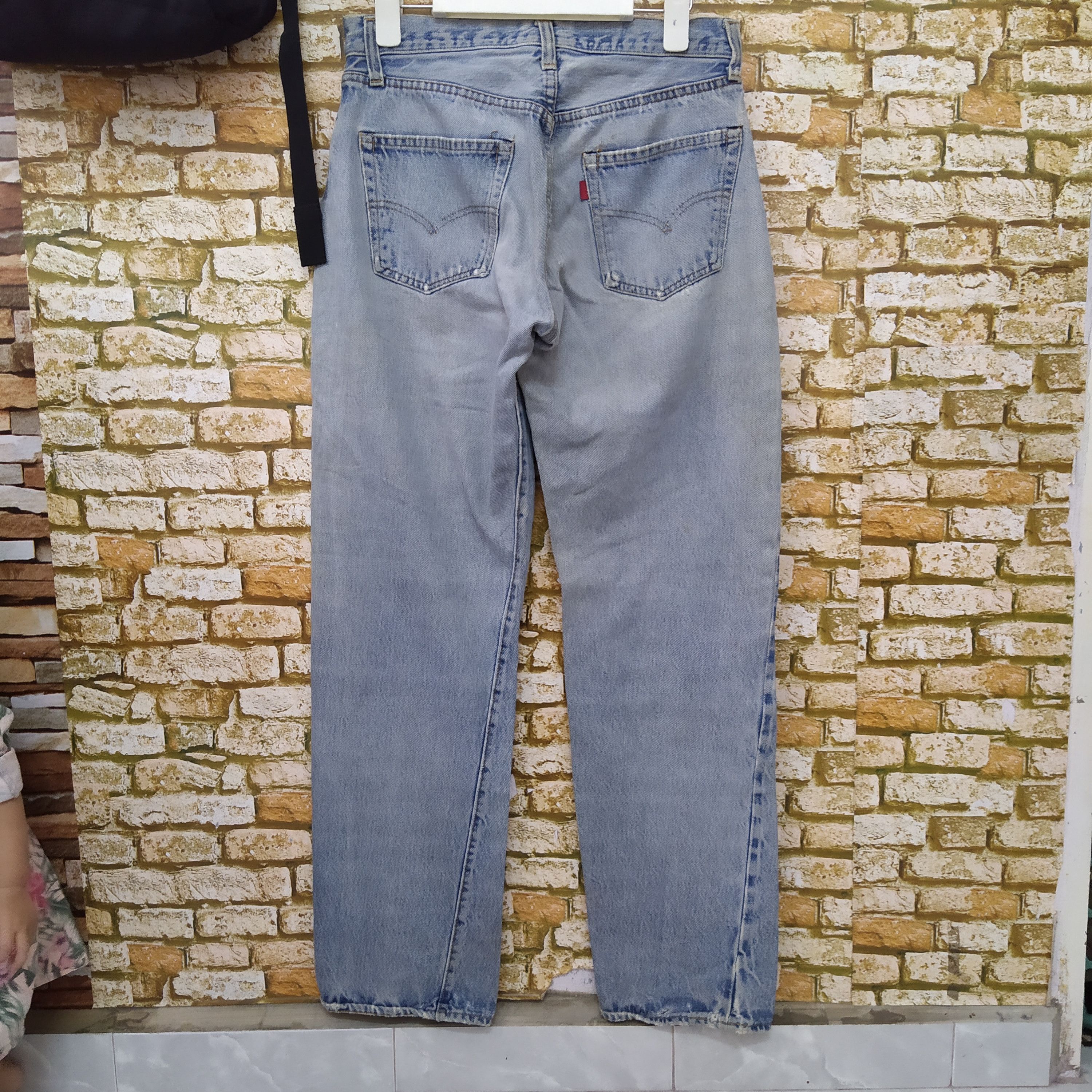 Levi's × Vintage 80s LEVIS 501 SELVEDGE DENIM DISTRESSED #6 COBAIN (D435) Size US 29 - 1 Thumbnail